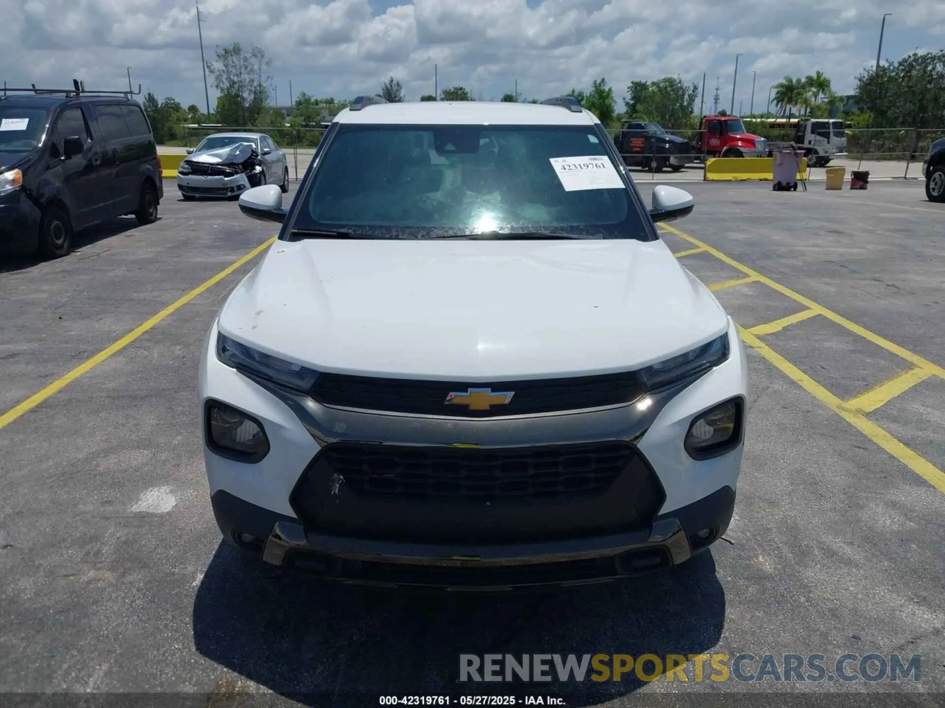 11 Photograph of a damaged car KL79MVSLXNB066788 CHEVROLET TRAILBLAZER 2022