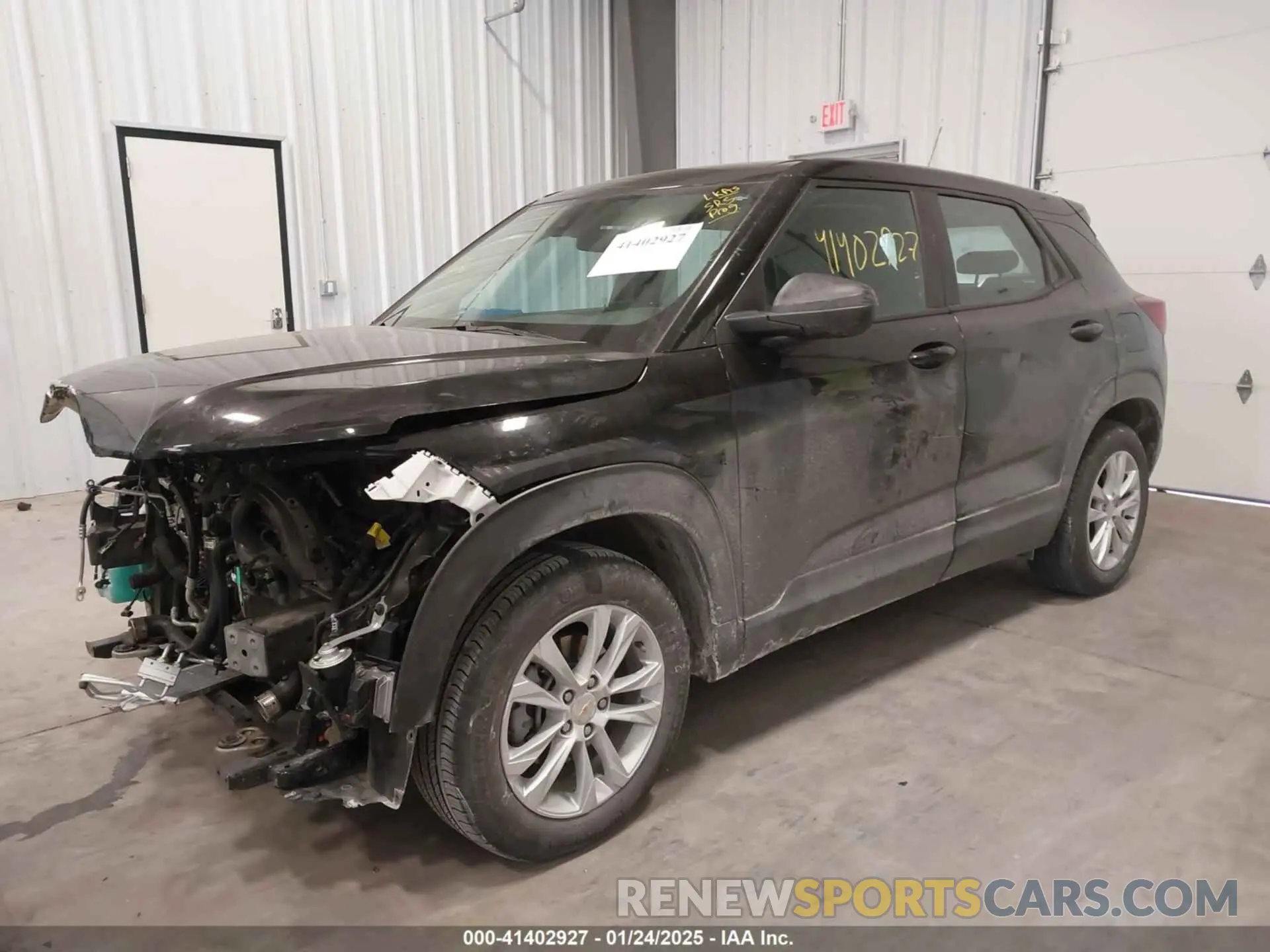 2 Photograph of a damaged car KL79MMS29PB204518 CHEVROLET TRAILBLAZER 2023