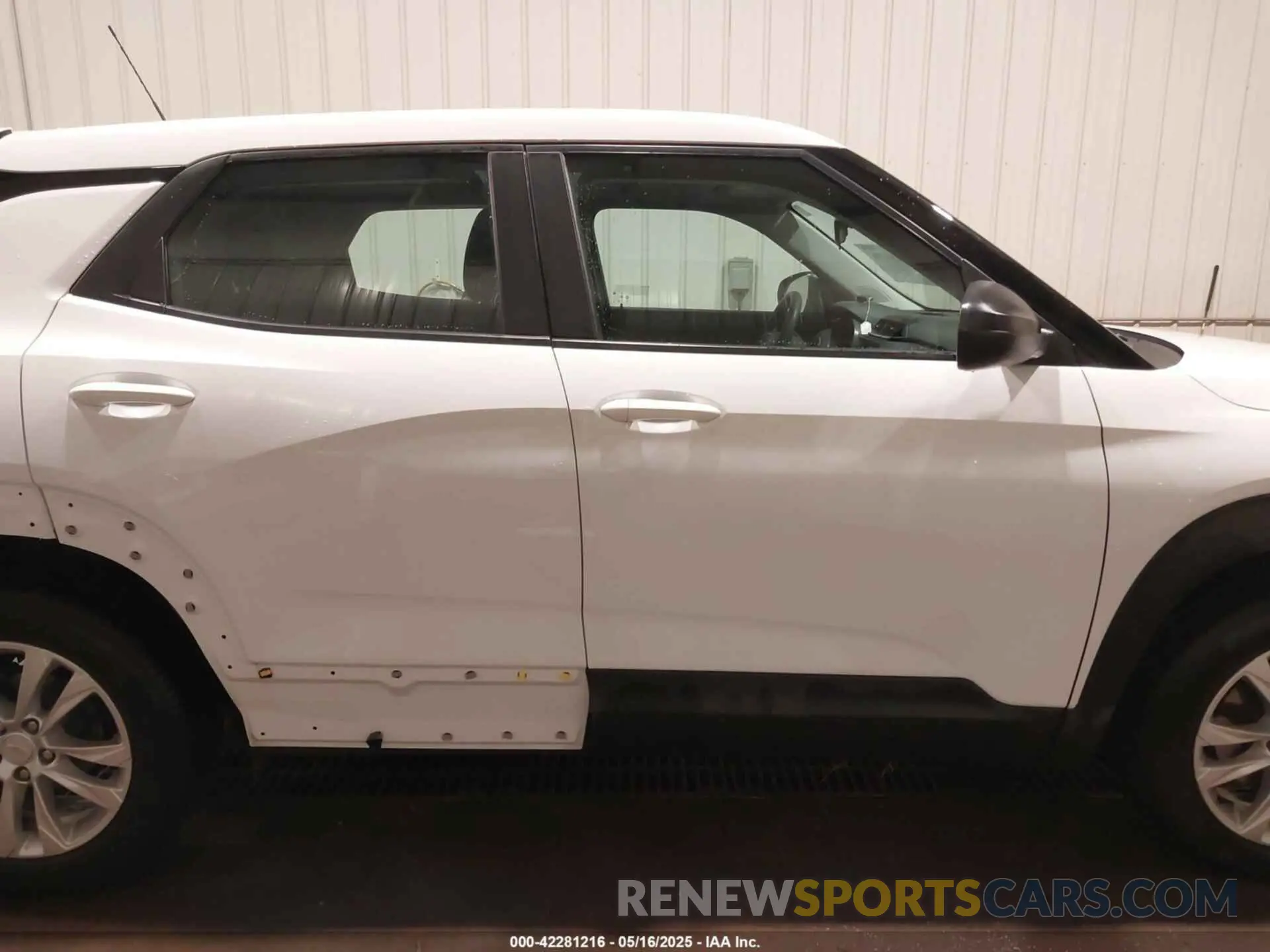 14 Photograph of a damaged car KL79MMS2XPB179452 CHEVROLET TRAILBLAZER 2023