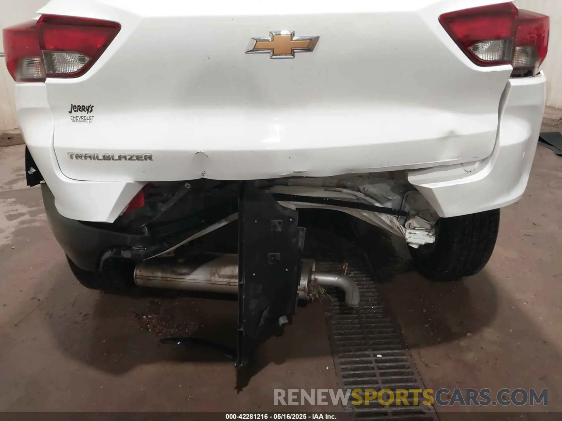 6 Photograph of a damaged car KL79MMS2XPB179452 CHEVROLET TRAILBLAZER 2023