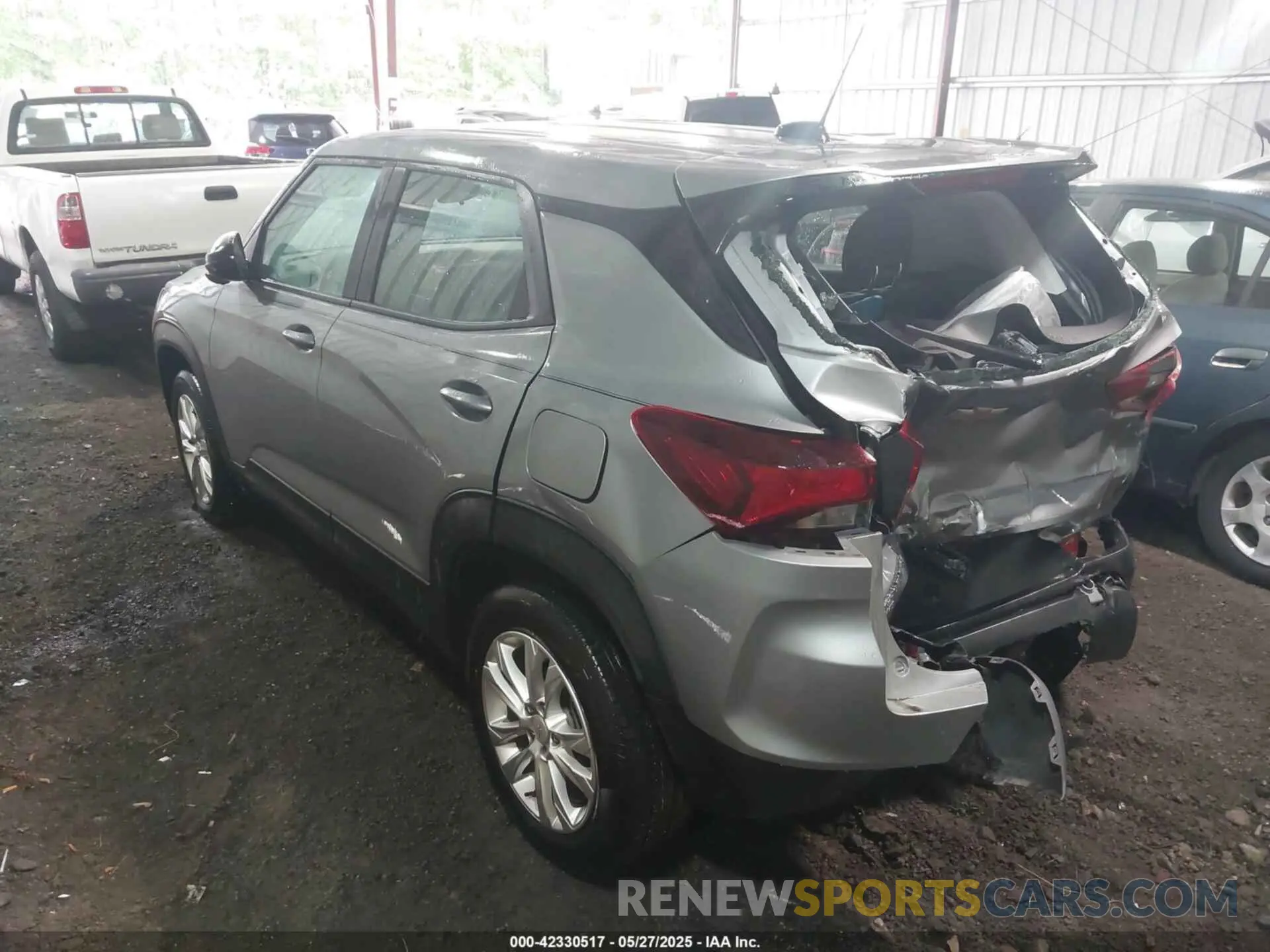 3 Photograph of a damaged car KL79MNSL8PB125789 CHEVROLET TRAILBLAZER 2023