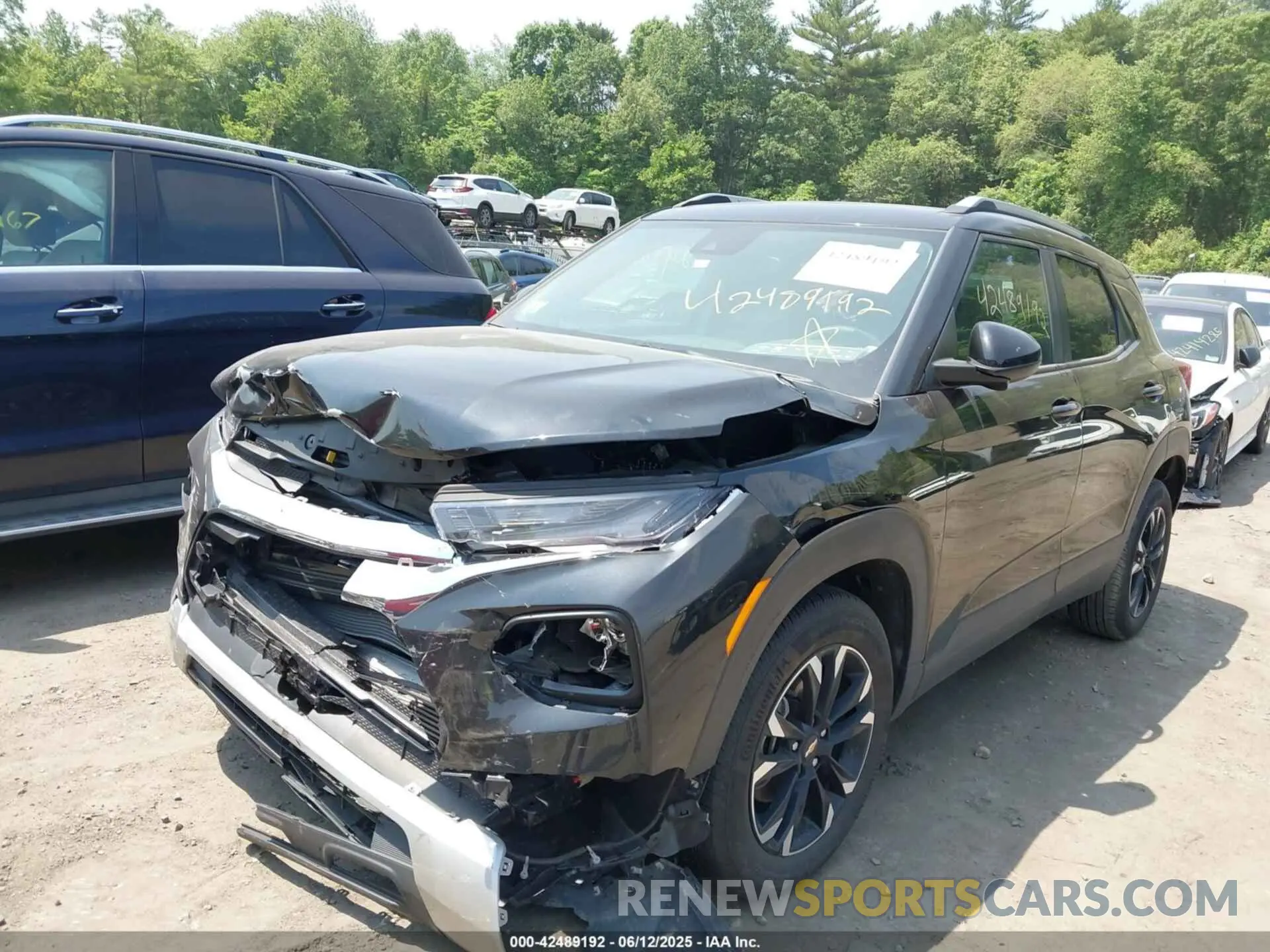 2 Photograph of a damaged car KL79MPS20PB187738 CHEVROLET TRAILBLAZER 2023