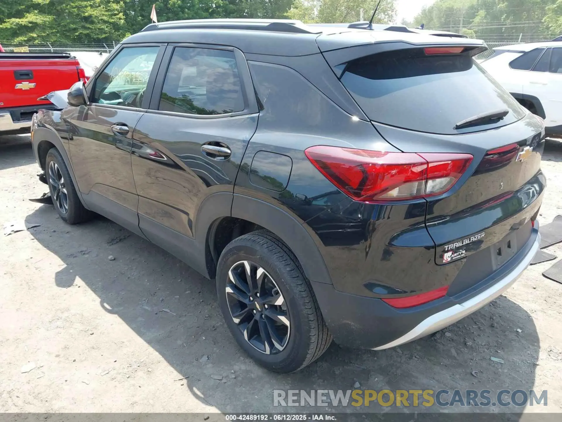 3 Photograph of a damaged car KL79MPS20PB187738 CHEVROLET TRAILBLAZER 2023