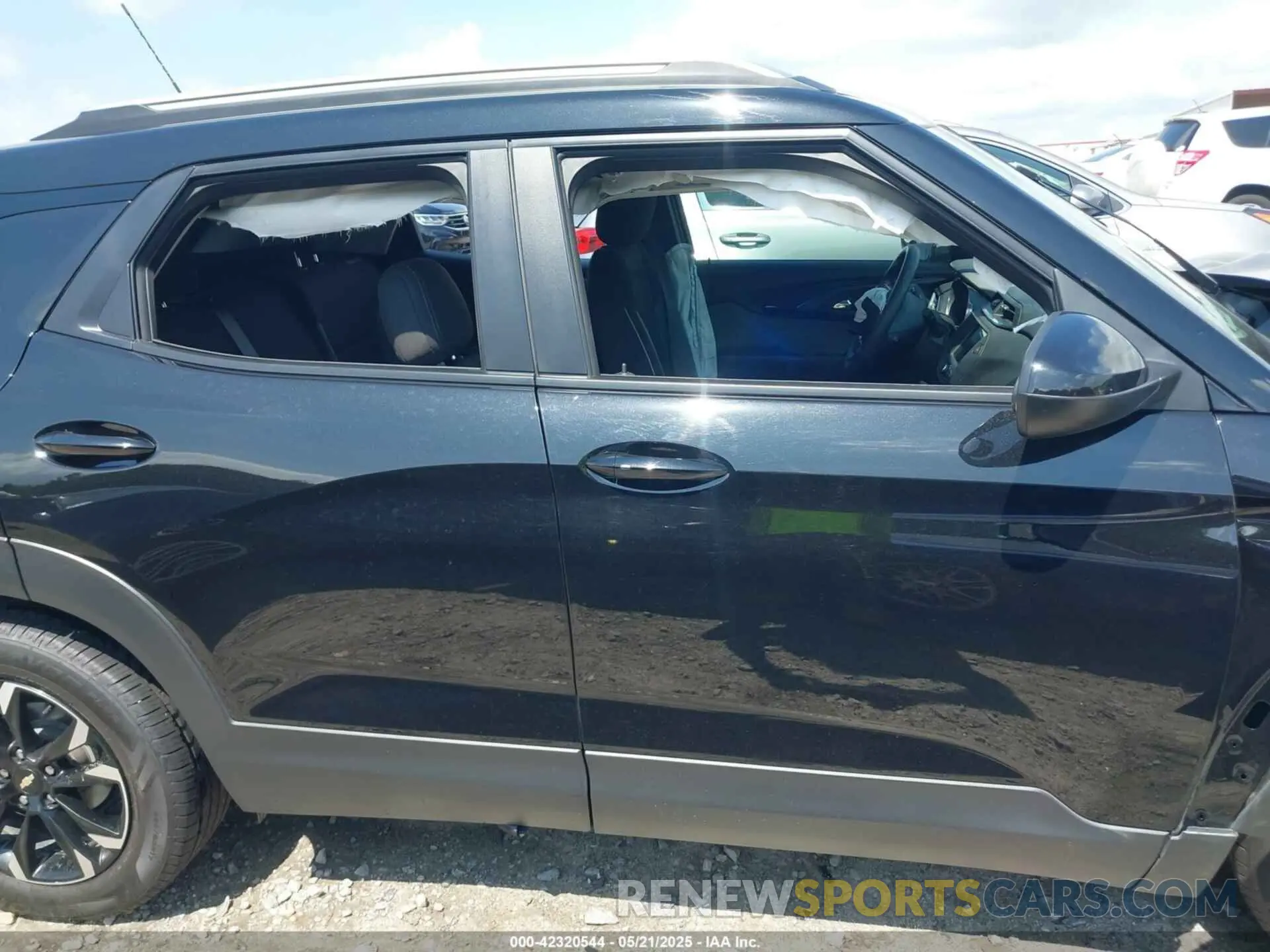 12 Photograph of a damaged car KL79MPS20PB191661 CHEVROLET TRAILBLAZER 2023