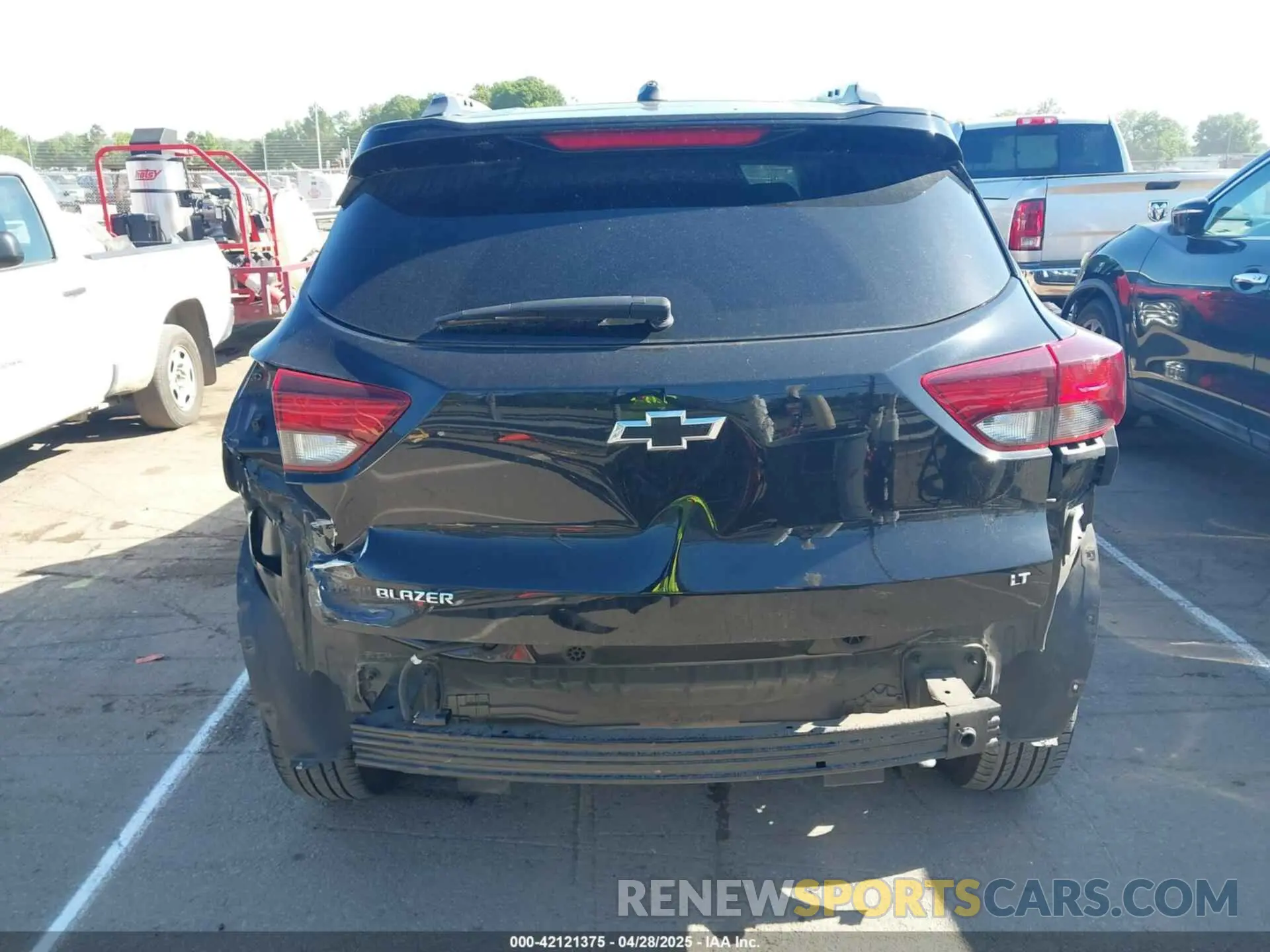 16 Photograph of a damaged car KL79MPS22PB034150 CHEVROLET TRAILBLAZER 2023