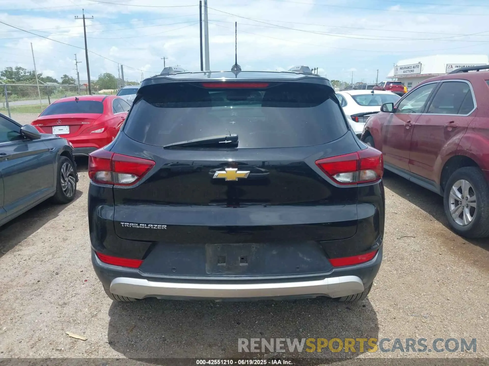 16 Photograph of a damaged car KL79MPS22PB056021 CHEVROLET TRAILBLAZER 2023