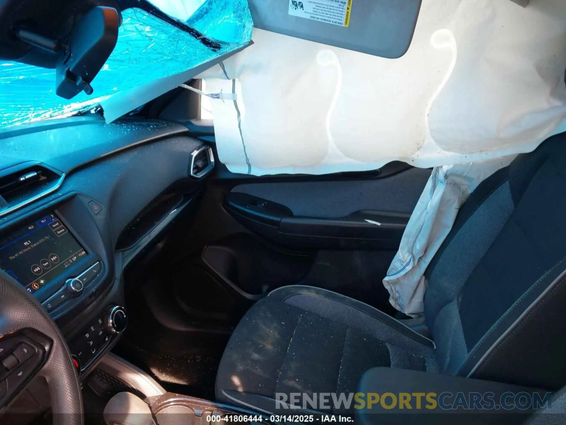 5 Photograph of a damaged car KL79MPS22PB096082 CHEVROLET TRAILBLAZER 2023