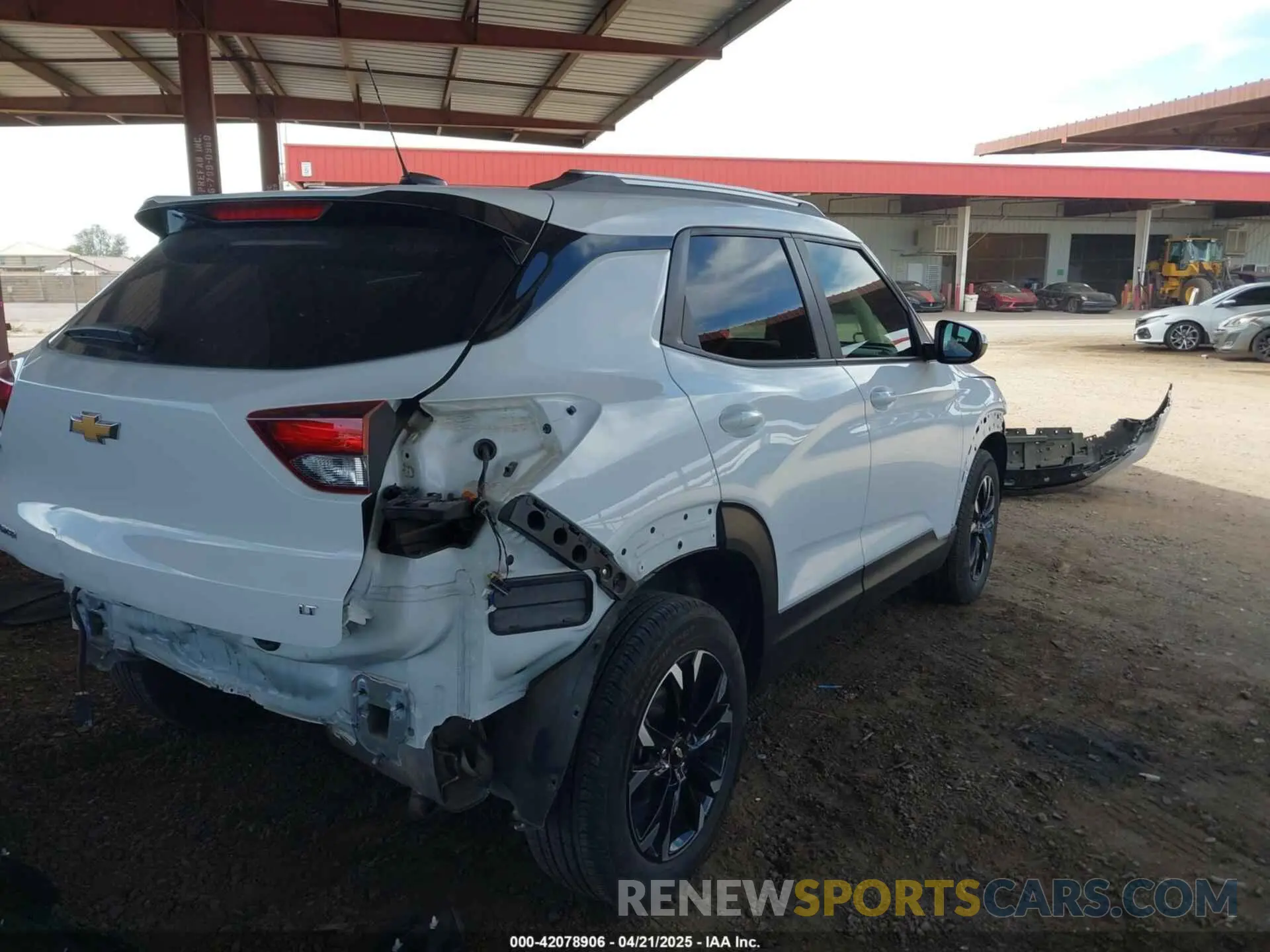 4 Photograph of a damaged car KL79MPS23PB154734 CHEVROLET TRAILBLAZER 2023