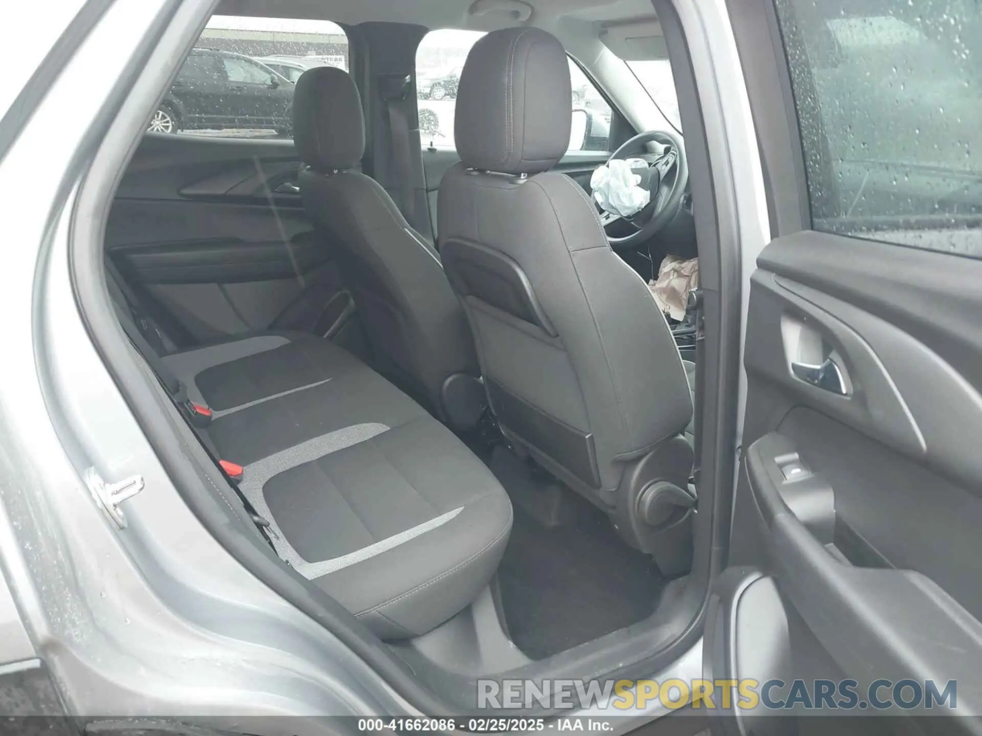8 Photograph of a damaged car KL79MPS25PB099641 CHEVROLET TRAILBLAZER 2023