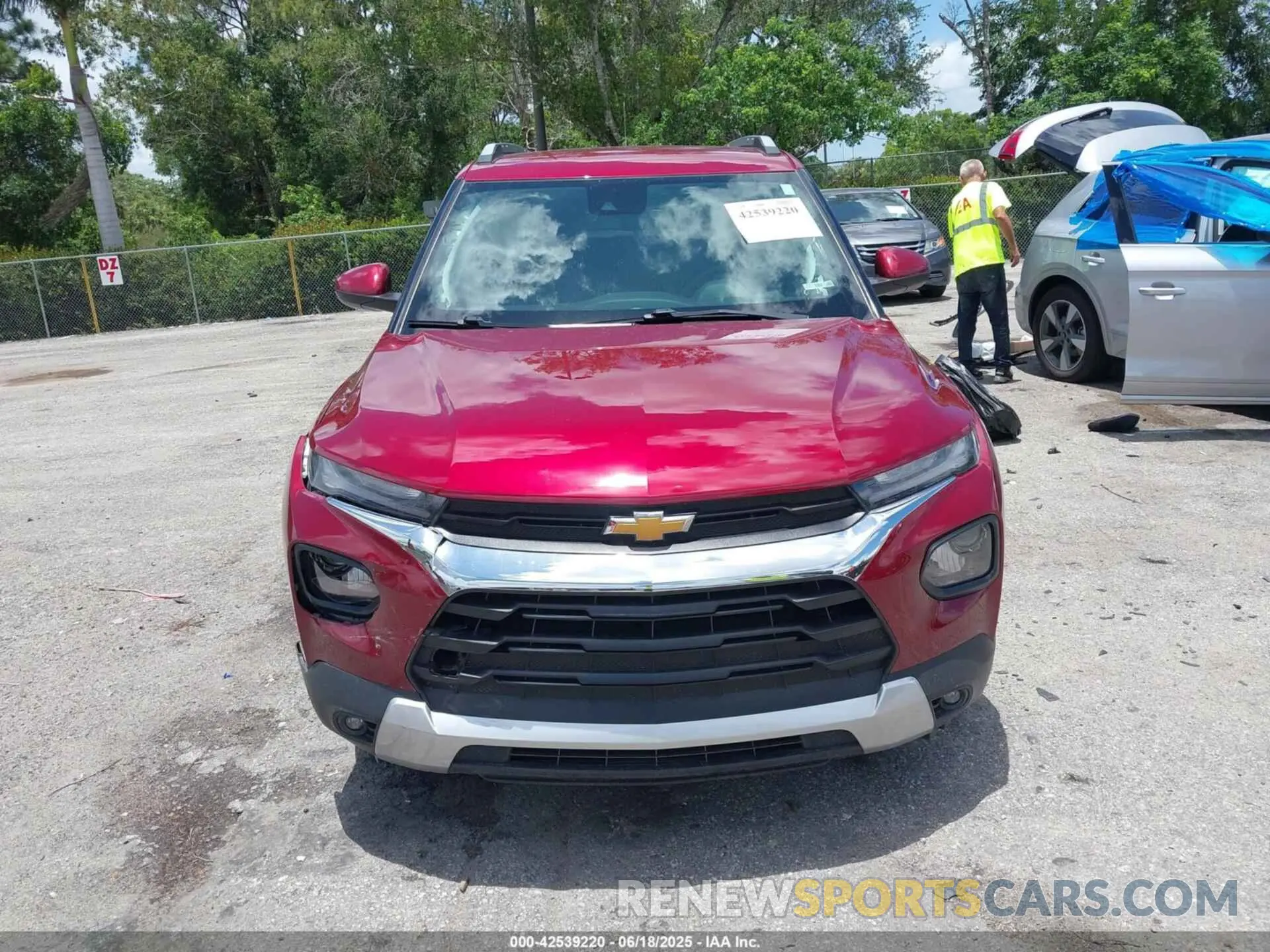 12 Photograph of a damaged car KL79MPS25PB178453 CHEVROLET TRAILBLAZER 2023
