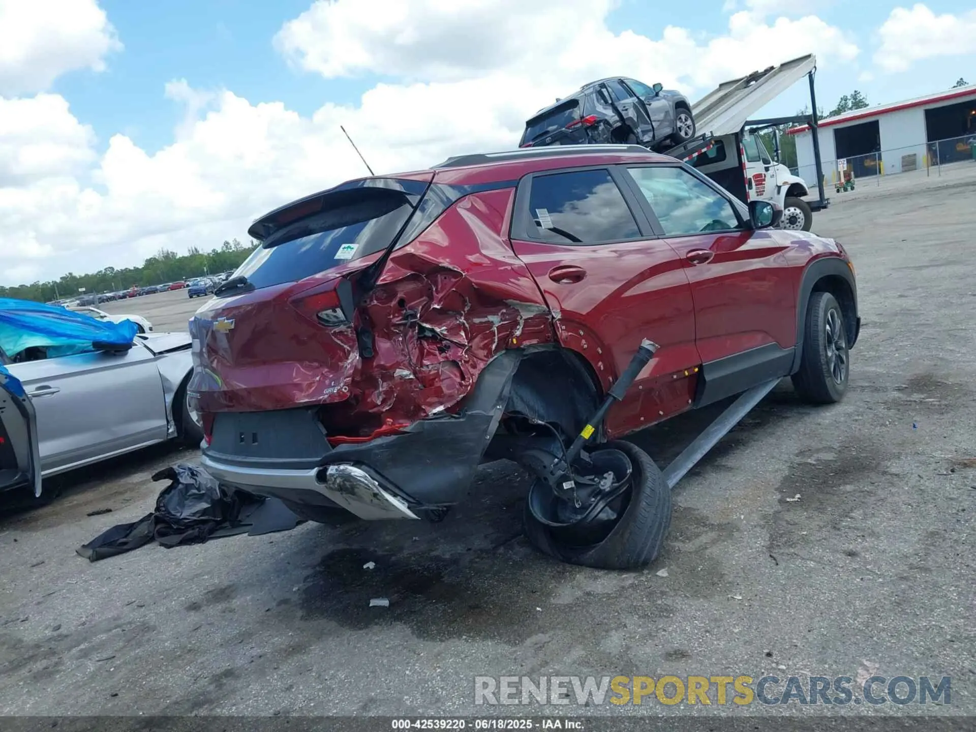 4 Photograph of a damaged car KL79MPS25PB178453 CHEVROLET TRAILBLAZER 2023