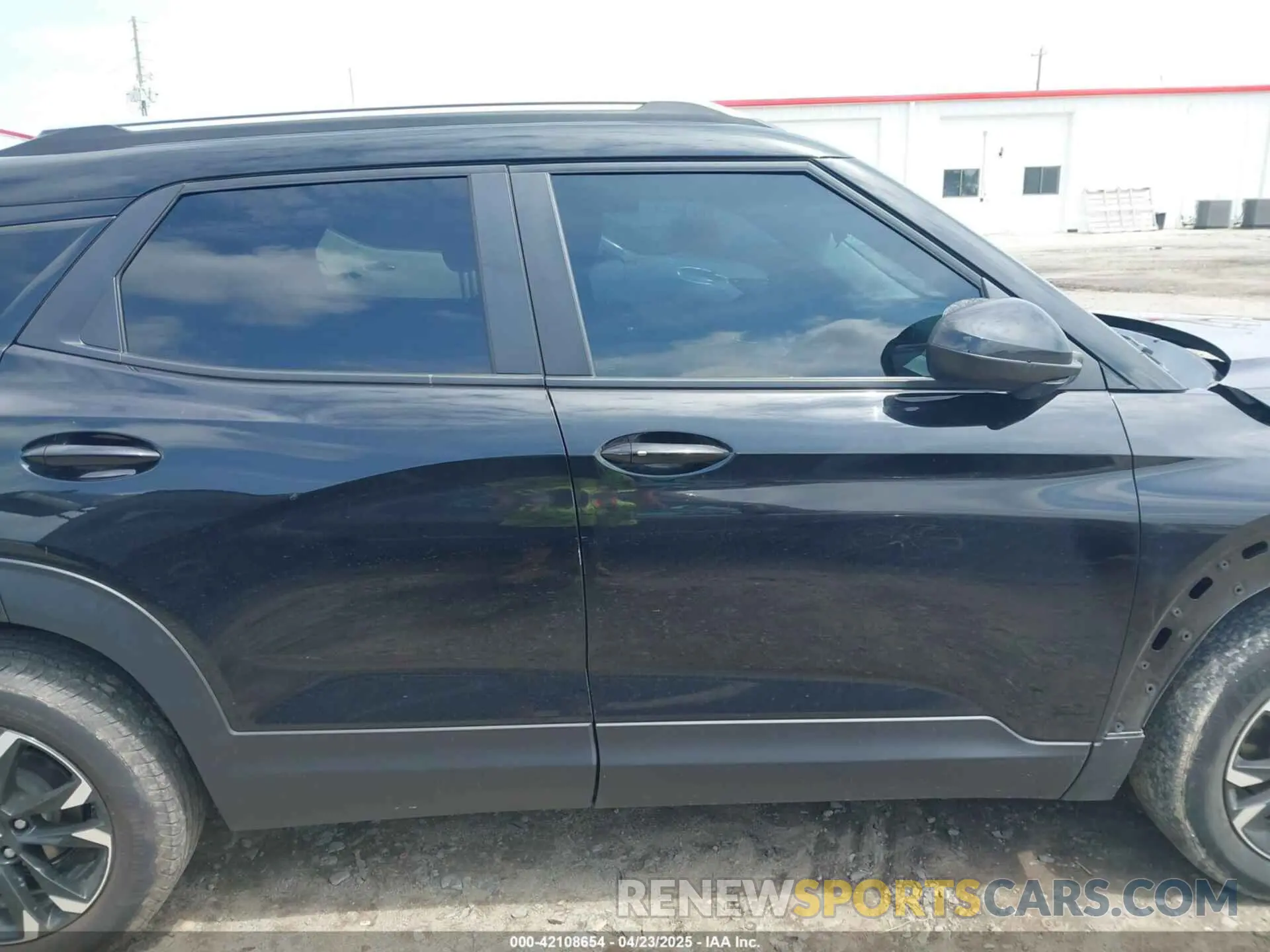 14 Photograph of a damaged car KL79MPS29PB095723 CHEVROLET TRAILBLAZER 2023