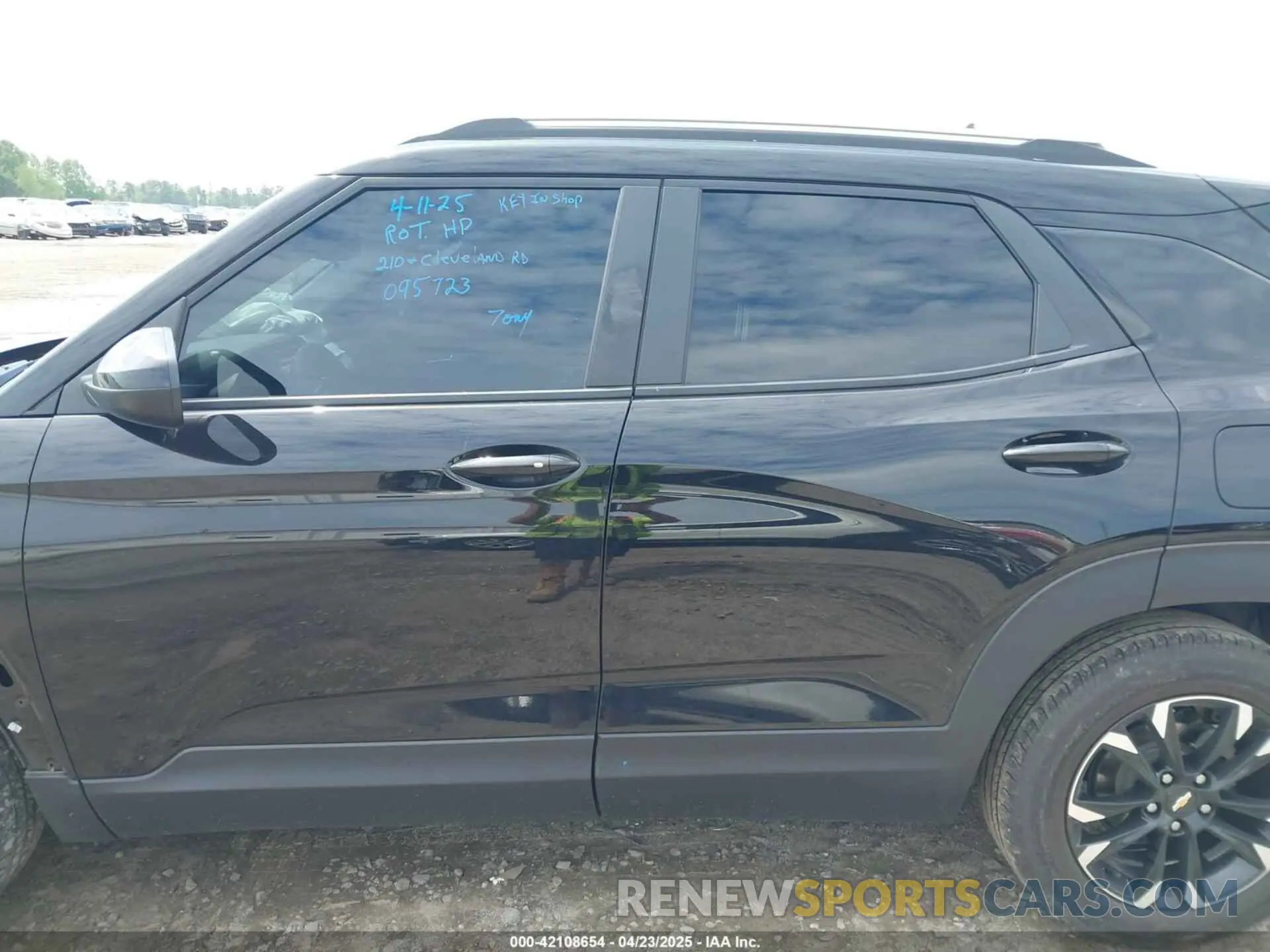 15 Photograph of a damaged car KL79MPS29PB095723 CHEVROLET TRAILBLAZER 2023