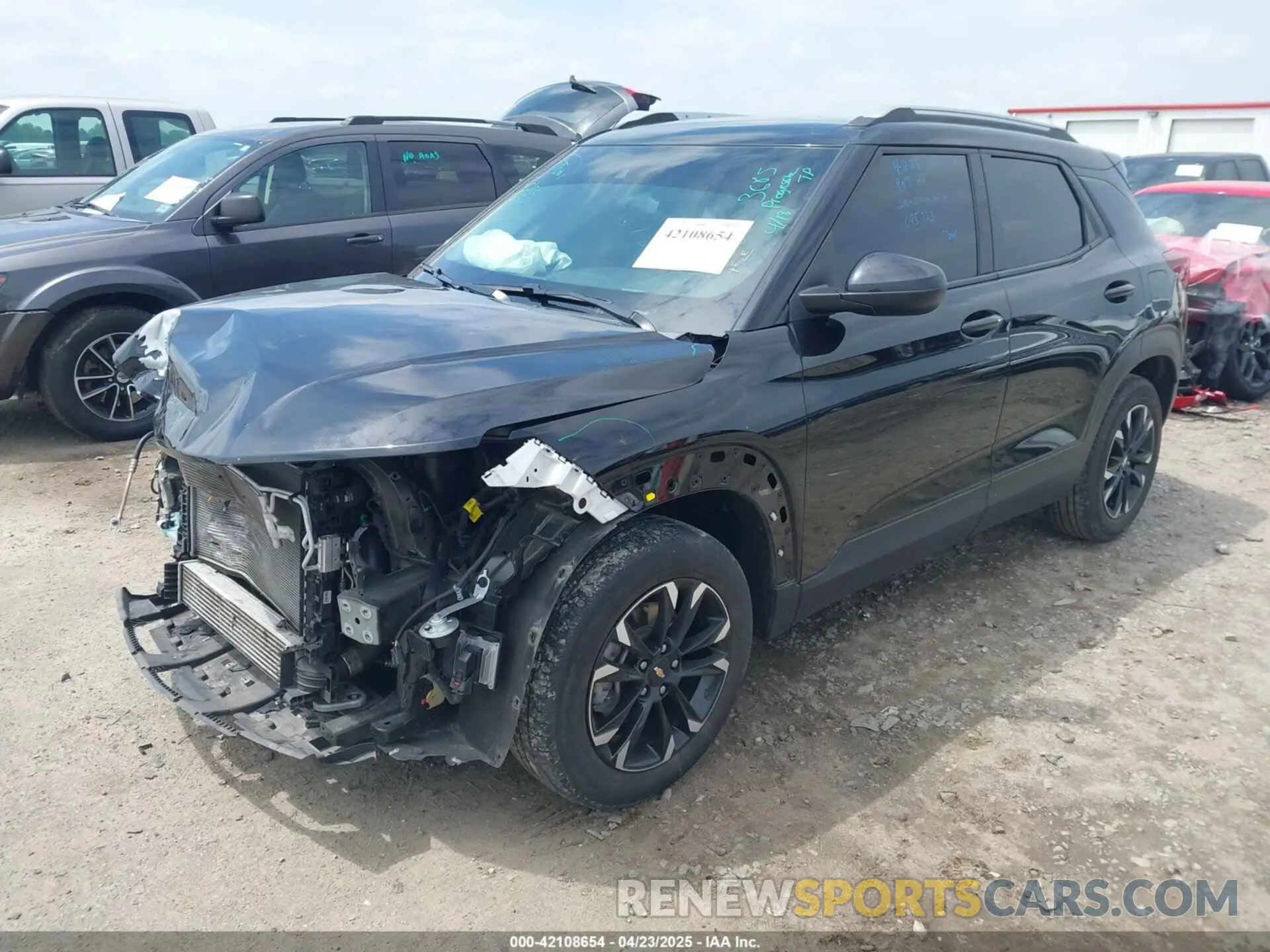 2 Photograph of a damaged car KL79MPS29PB095723 CHEVROLET TRAILBLAZER 2023