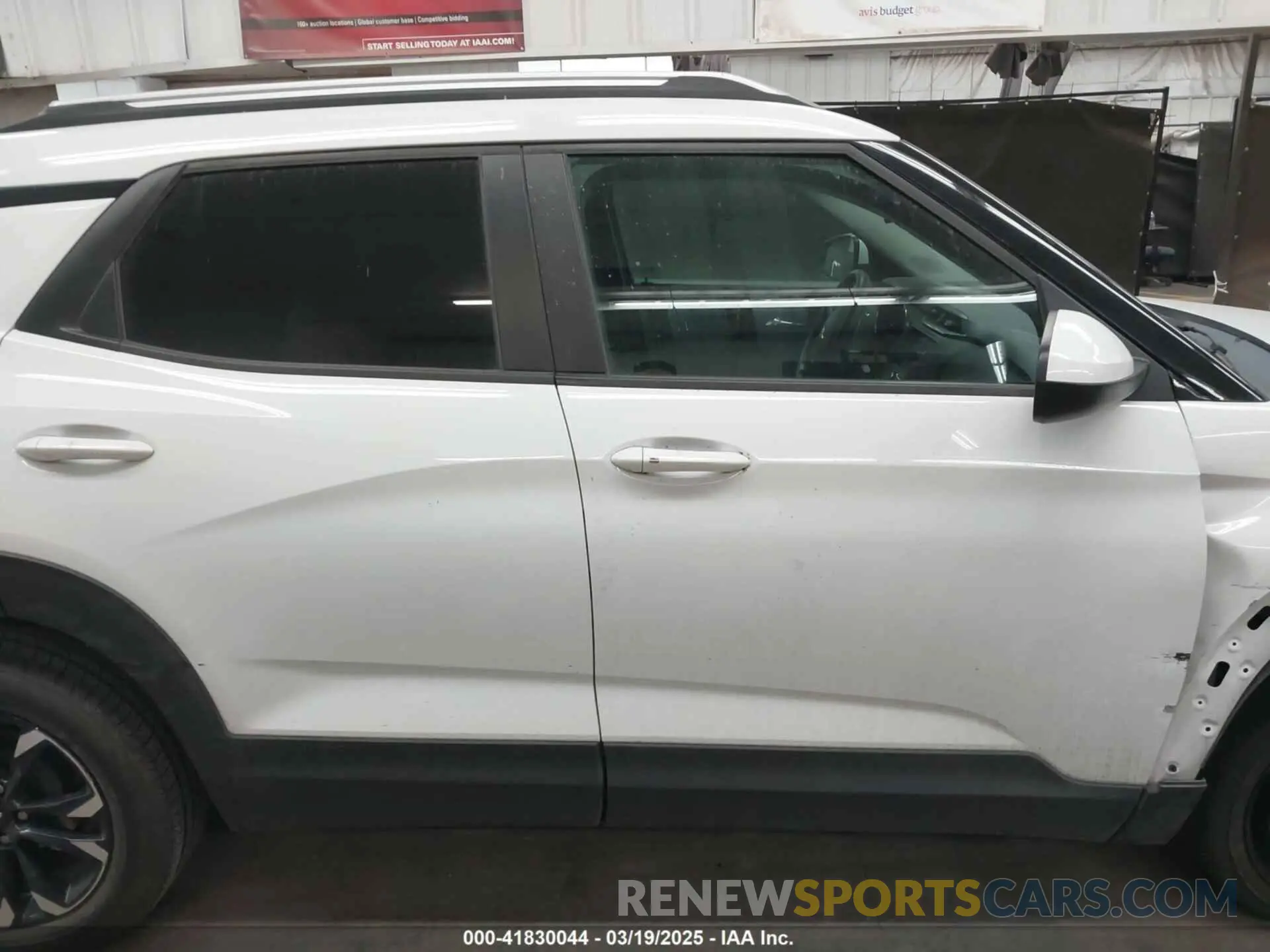 13 Photograph of a damaged car KL79MPS2XPB183406 CHEVROLET TRAILBLAZER 2023