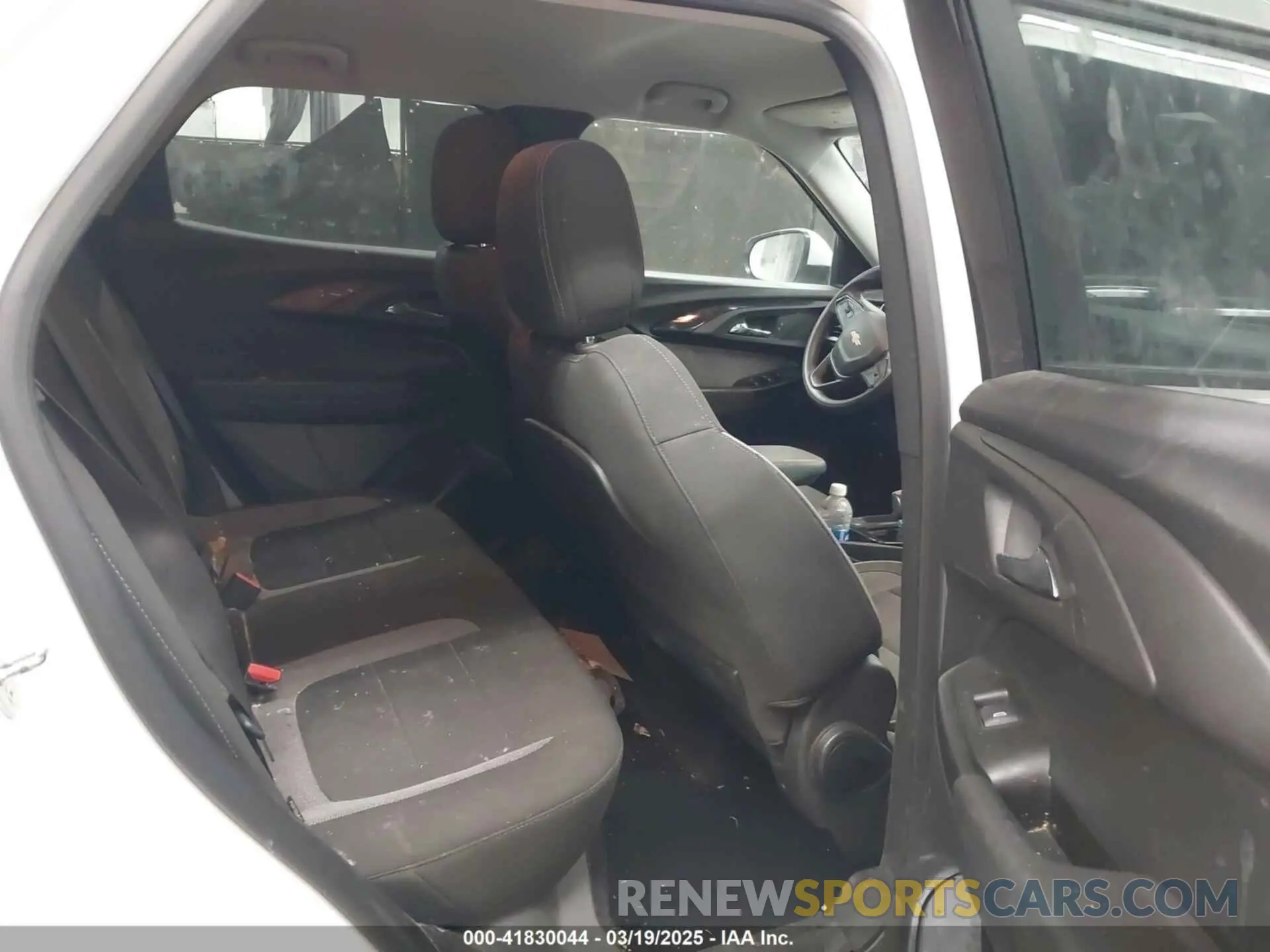 8 Photograph of a damaged car KL79MPS2XPB183406 CHEVROLET TRAILBLAZER 2023