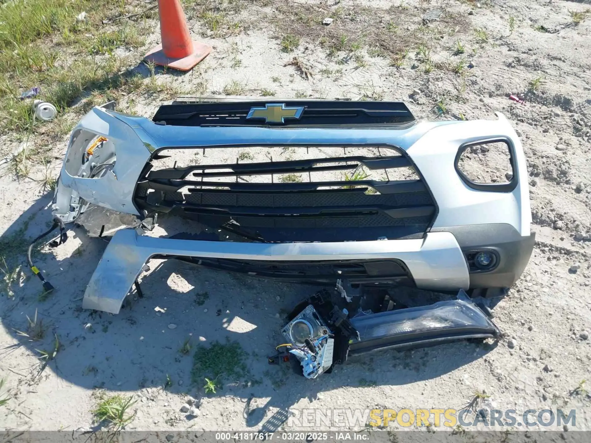 12 Photograph of a damaged car KL79MPSL1PB001892 CHEVROLET TRAILBLAZER 2023