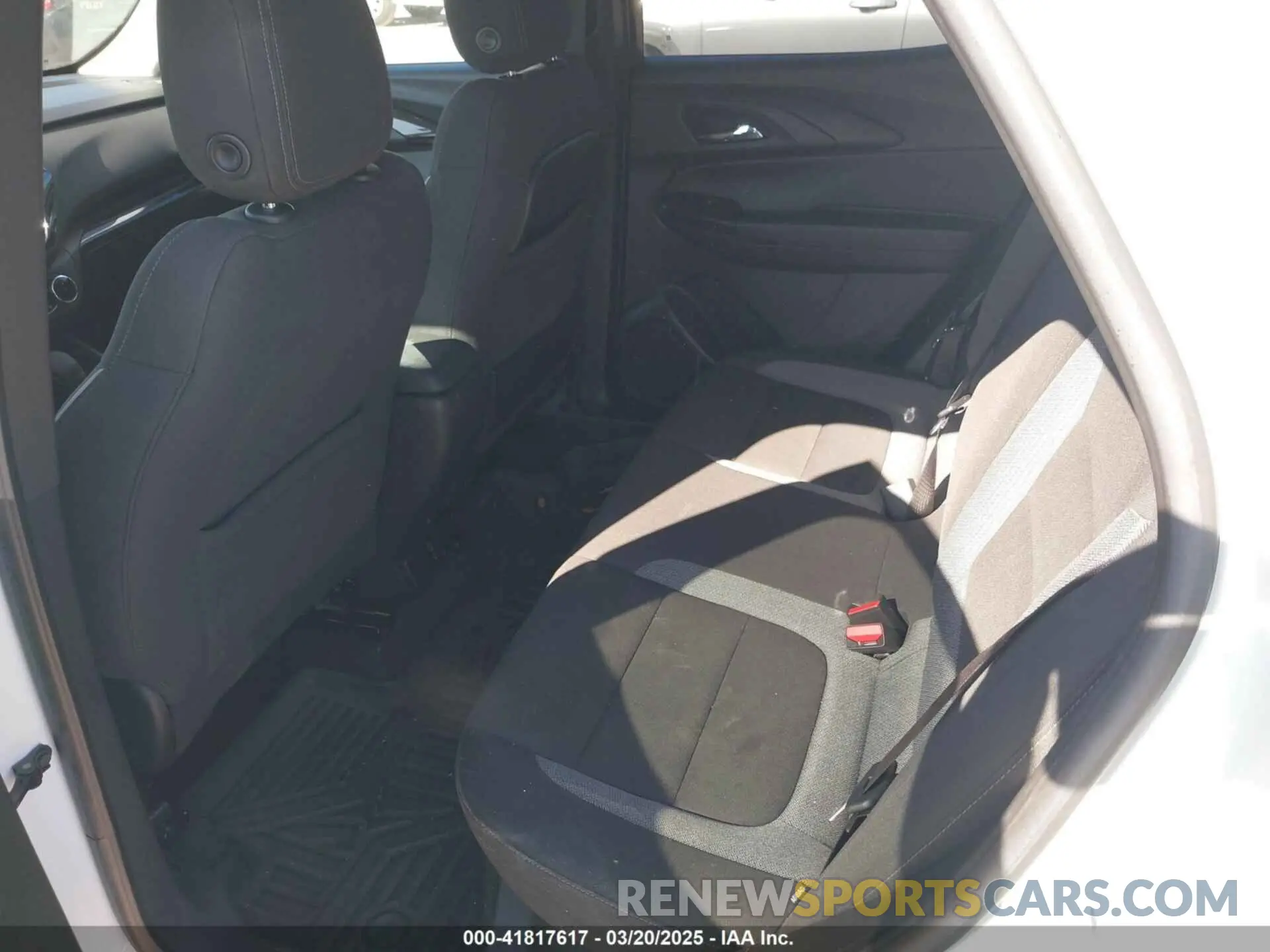 8 Photograph of a damaged car KL79MPSL1PB001892 CHEVROLET TRAILBLAZER 2023
