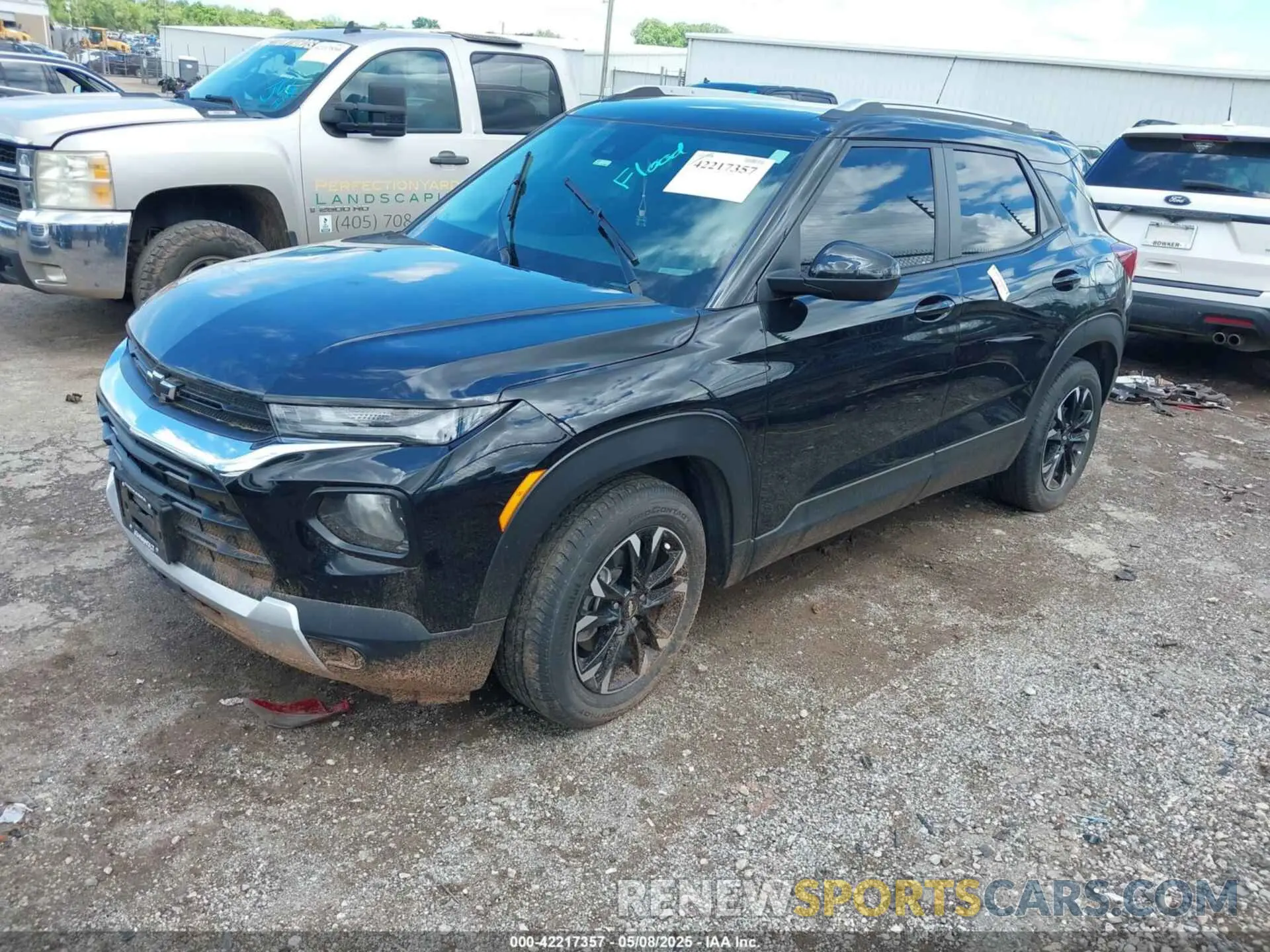 2 Photograph of a damaged car KL79MPSL2PB167239 CHEVROLET TRAILBLAZER 2023