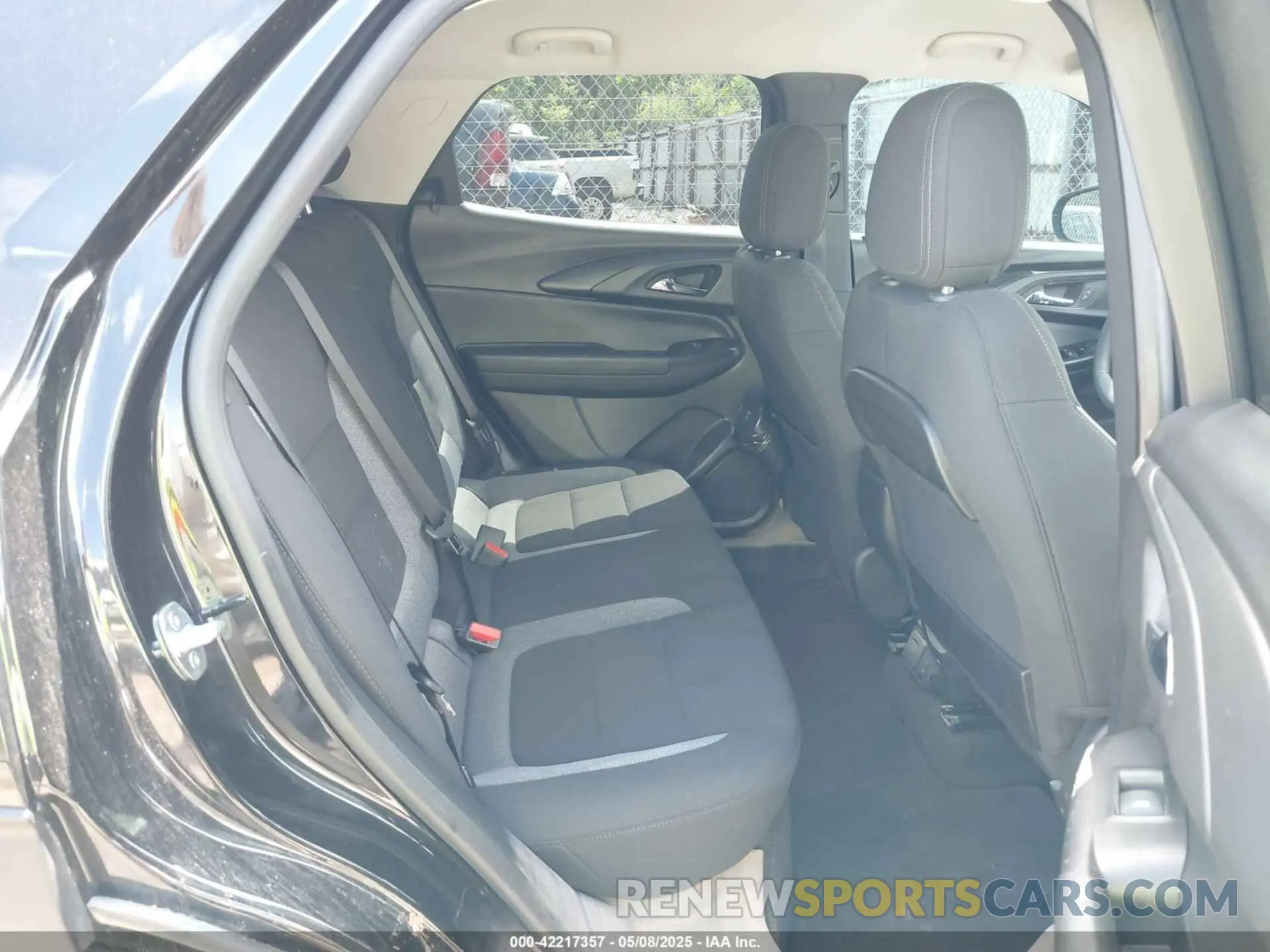 8 Photograph of a damaged car KL79MPSL2PB167239 CHEVROLET TRAILBLAZER 2023