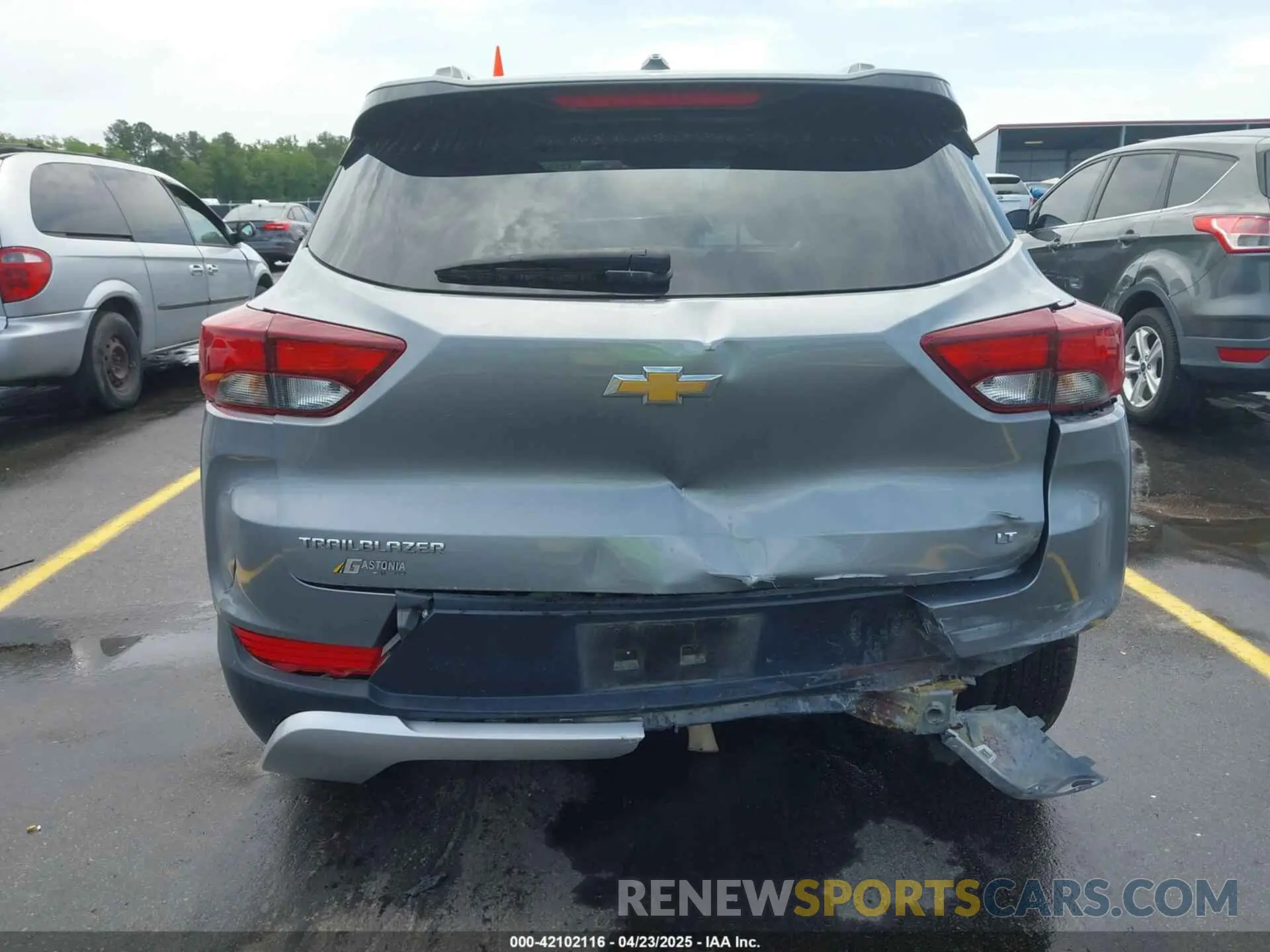 6 Photograph of a damaged car KL79MPSL2PB179424 CHEVROLET TRAILBLAZER 2023