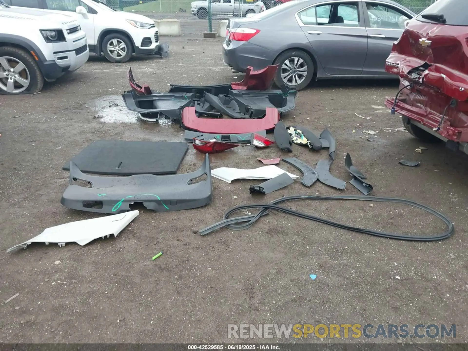 12 Photograph of a damaged car KL79MPSL3PB134010 CHEVROLET TRAILBLAZER 2023