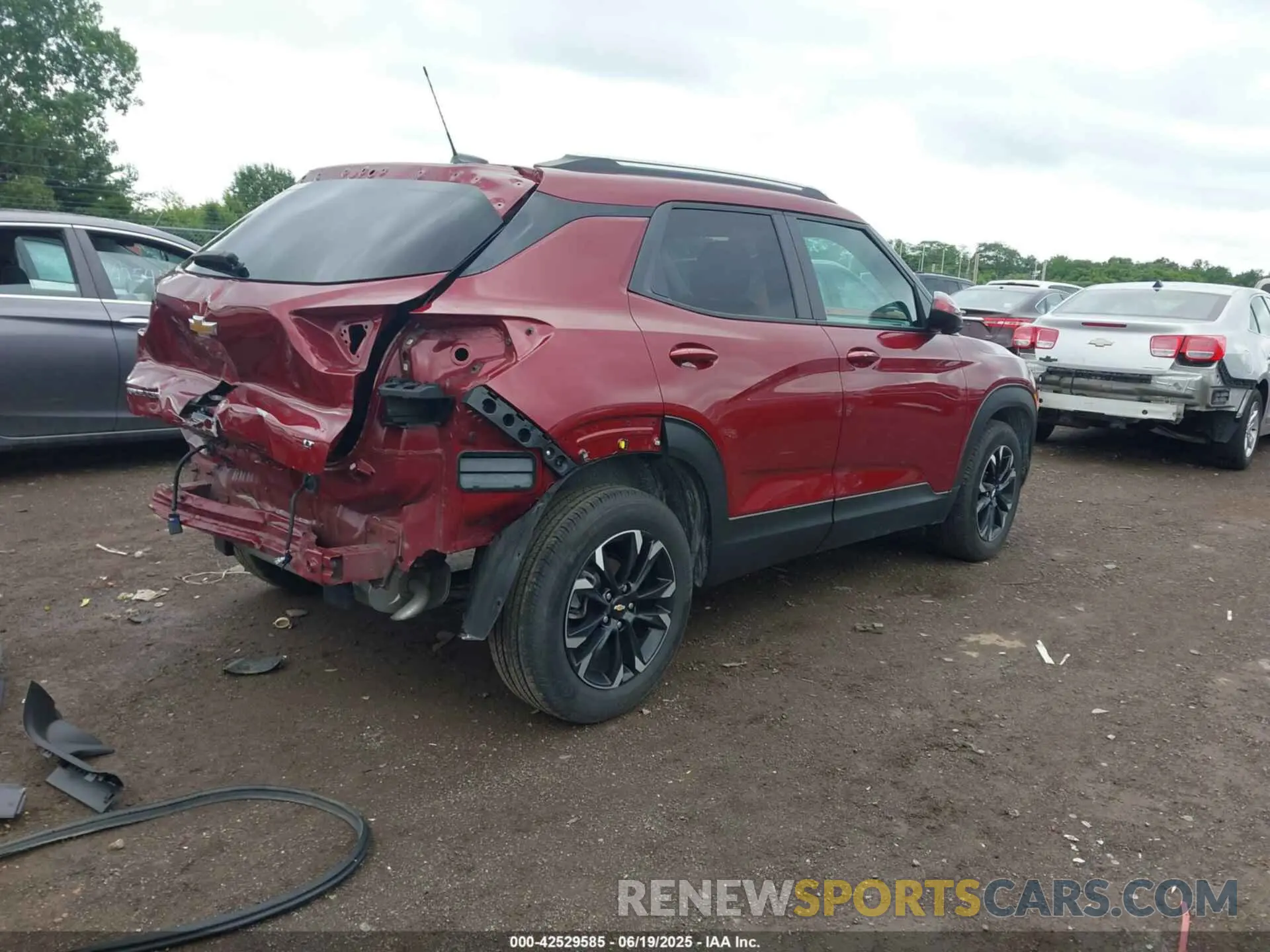 4 Photograph of a damaged car KL79MPSL3PB134010 CHEVROLET TRAILBLAZER 2023