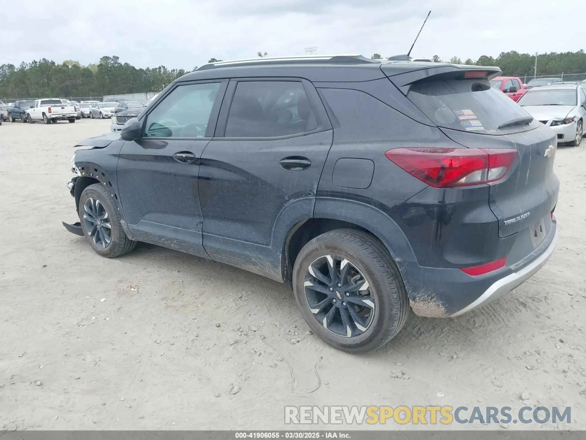 3 Photograph of a damaged car KL79MPSL6PB155515 CHEVROLET TRAILBLAZER 2023