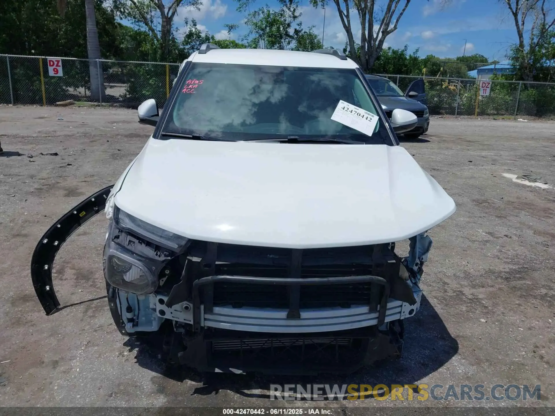 13 Photograph of a damaged car KL79MPSL6PB179801 CHEVROLET TRAILBLAZER 2023