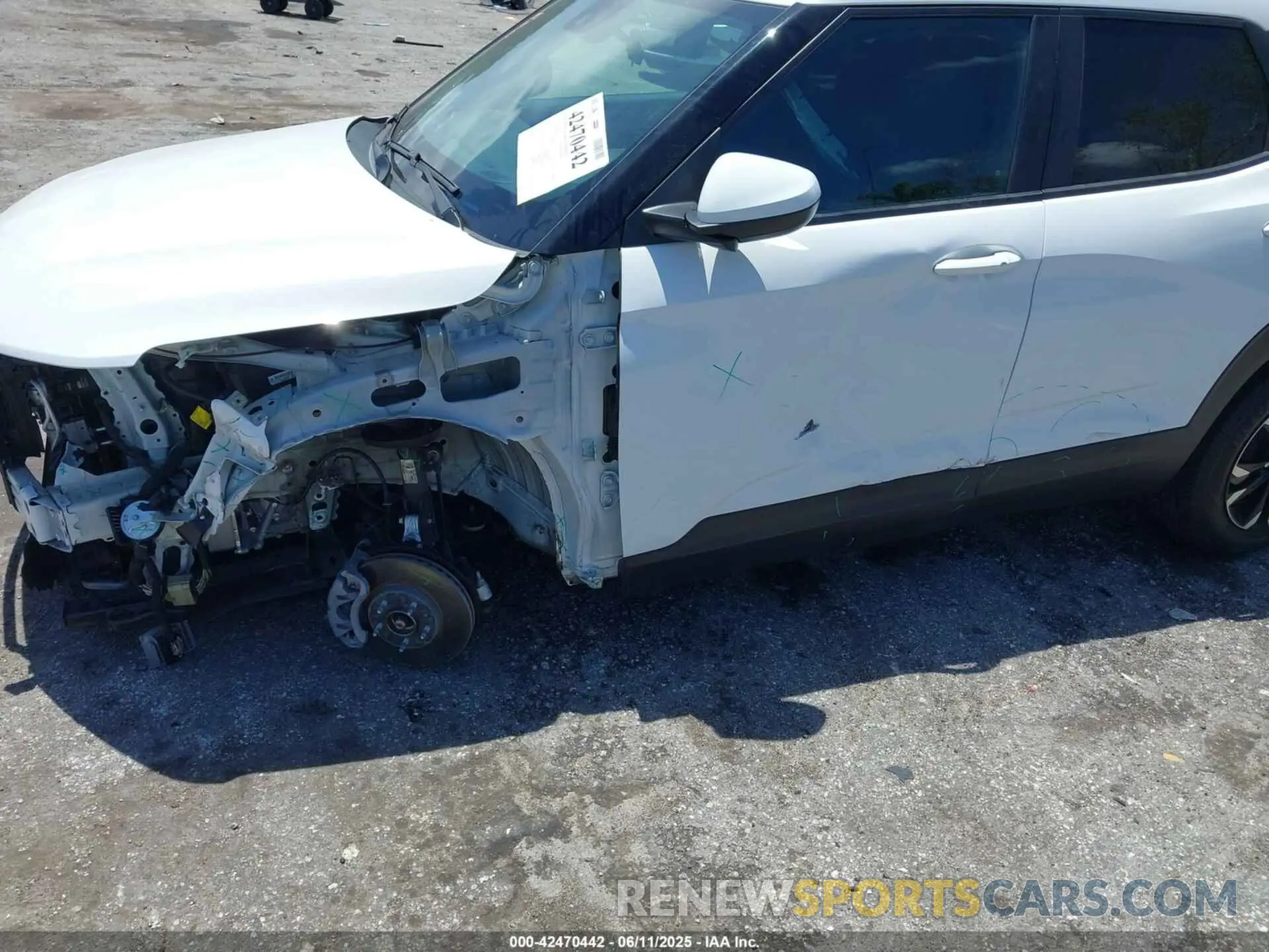 6 Photograph of a damaged car KL79MPSL6PB179801 CHEVROLET TRAILBLAZER 2023