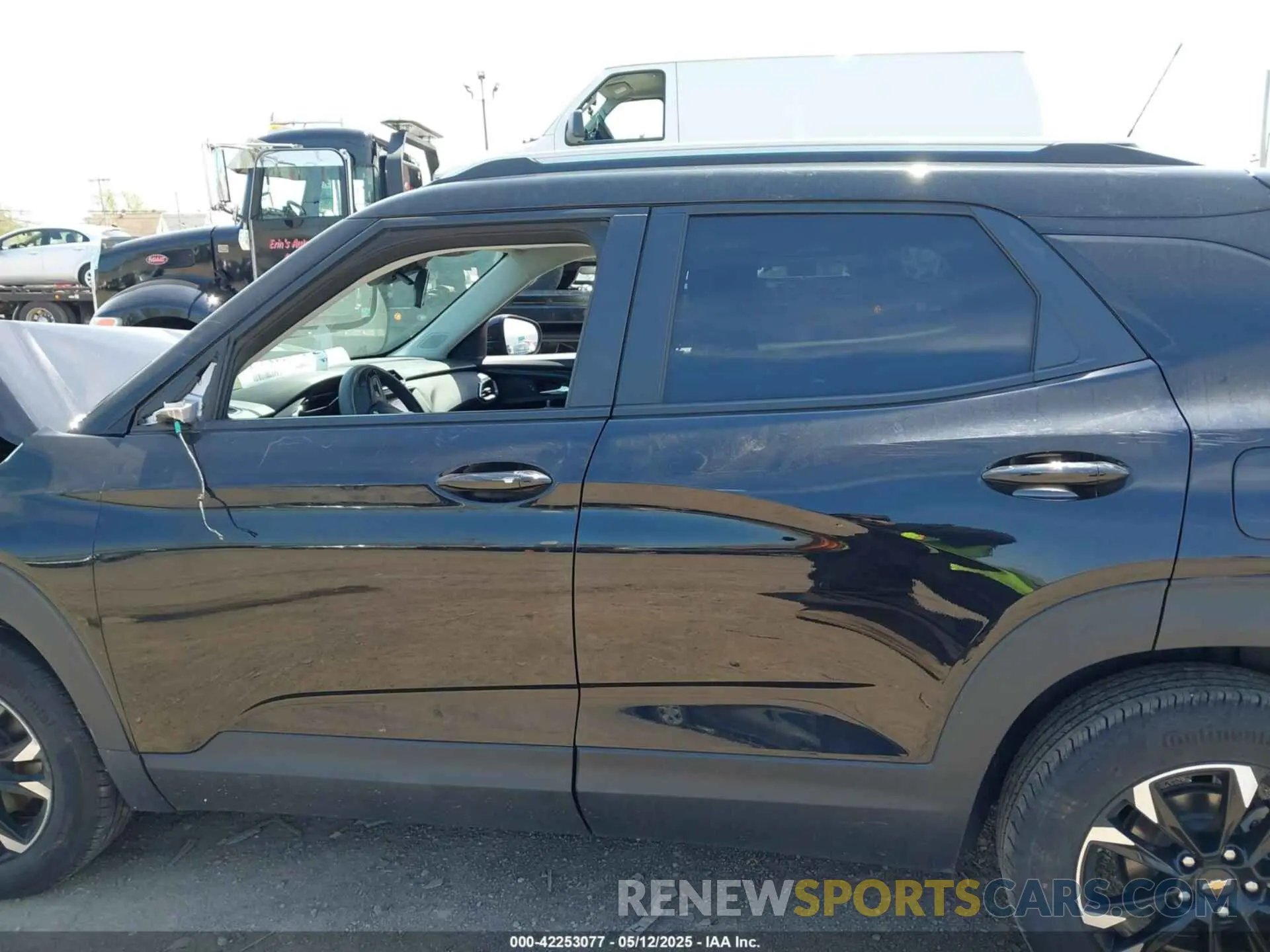 13 Photograph of a damaged car KL79MPSL8PB080333 CHEVROLET TRAILBLAZER 2023