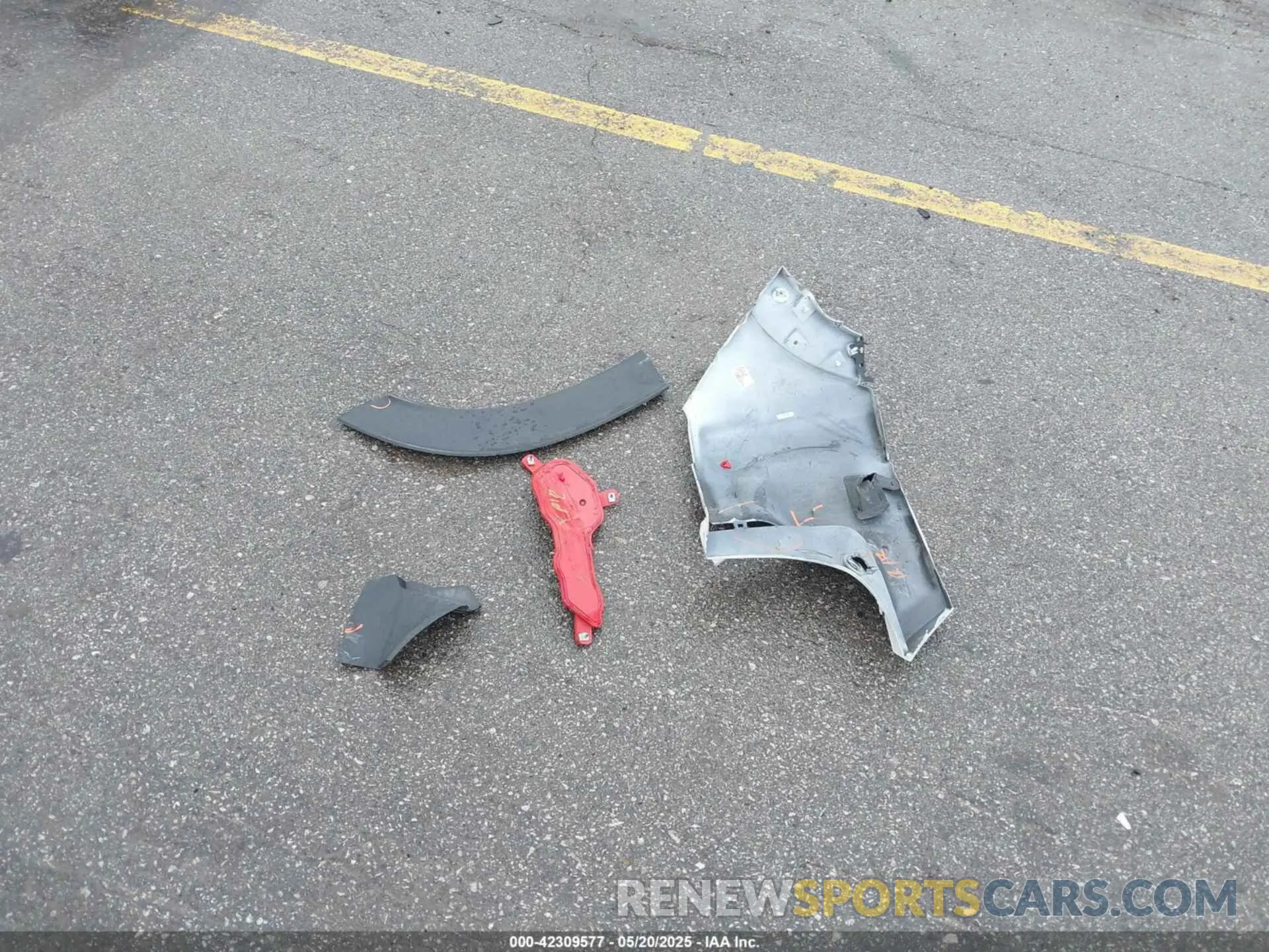 12 Photograph of a damaged car KL79MPSL9PB151586 CHEVROLET TRAILBLAZER 2023