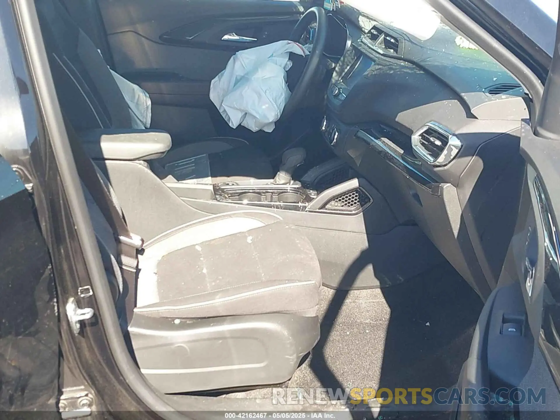 5 Photograph of a damaged car KL79MPSL9PB178562 CHEVROLET TRAILBLAZER 2023