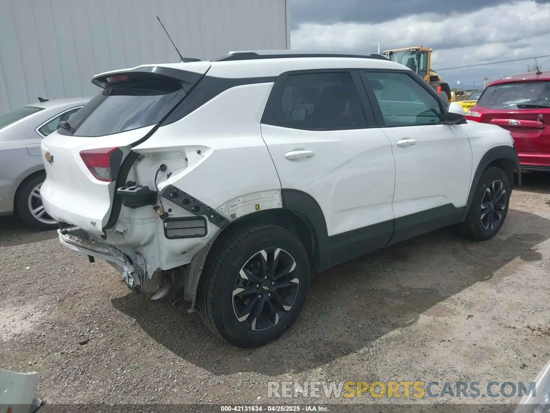 4 Photograph of a damaged car KL79MRSL0PB182561 CHEVROLET TRAILBLAZER 2023