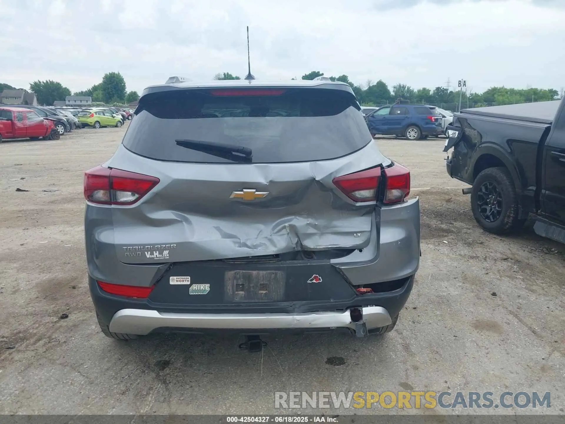 16 Photograph of a damaged car KL79MRSL1PB171102 CHEVROLET TRAILBLAZER 2023