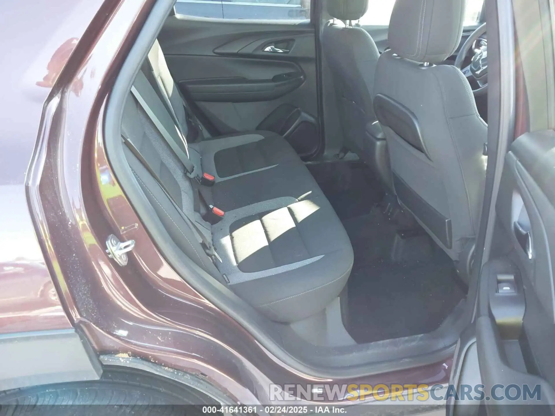 8 Photograph of a damaged car KL79MRSL4PB068062 CHEVROLET TRAILBLAZER 2023