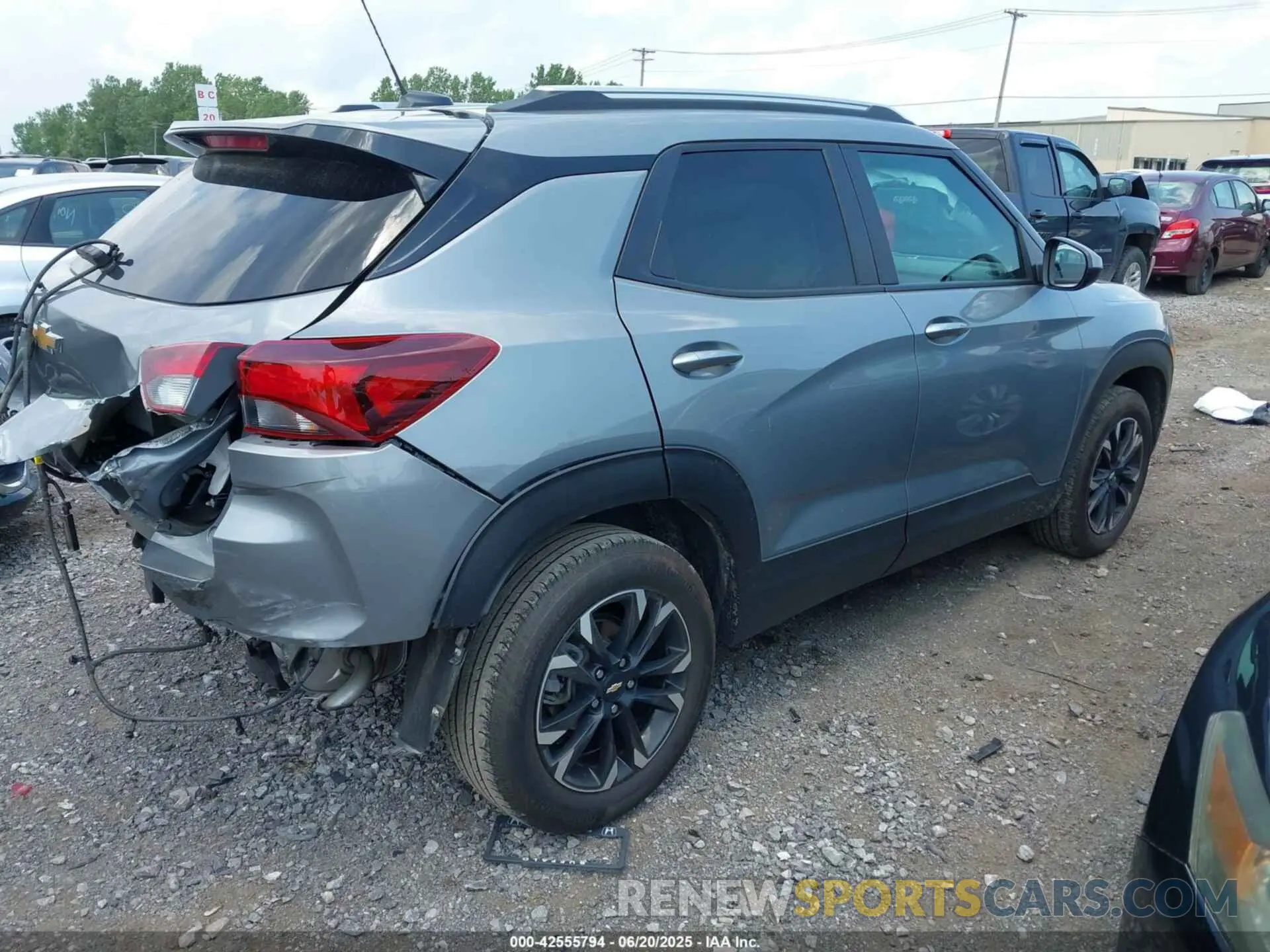 4 Photograph of a damaged car KL79MRSL5PB144078 CHEVROLET TRAILBLAZER 2023