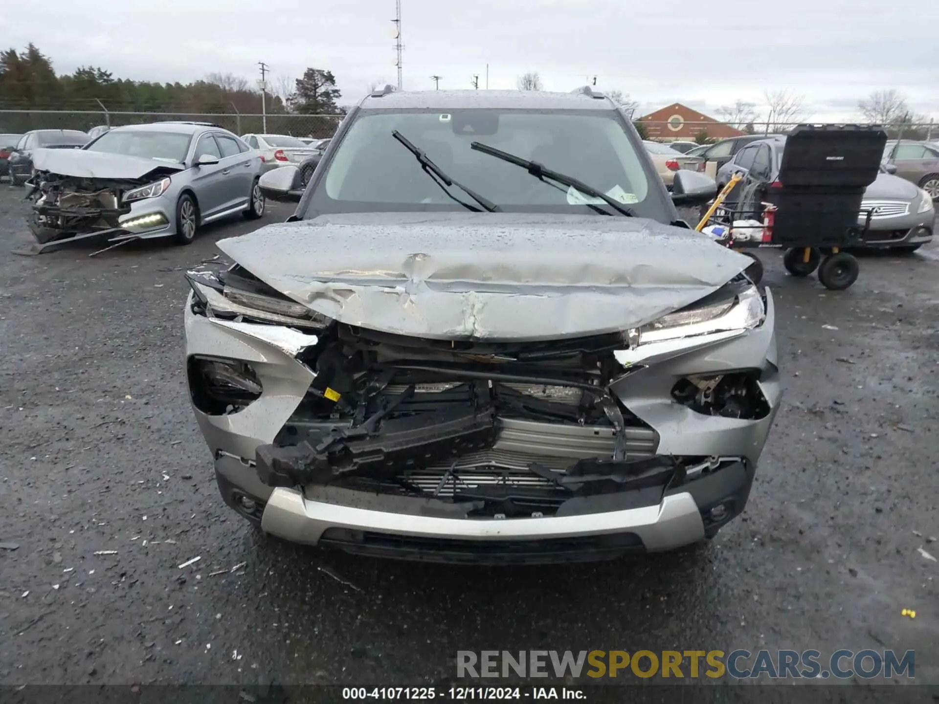 12 Photograph of a damaged car KL79MRSL7PB059081 CHEVROLET TRAILBLAZER 2023