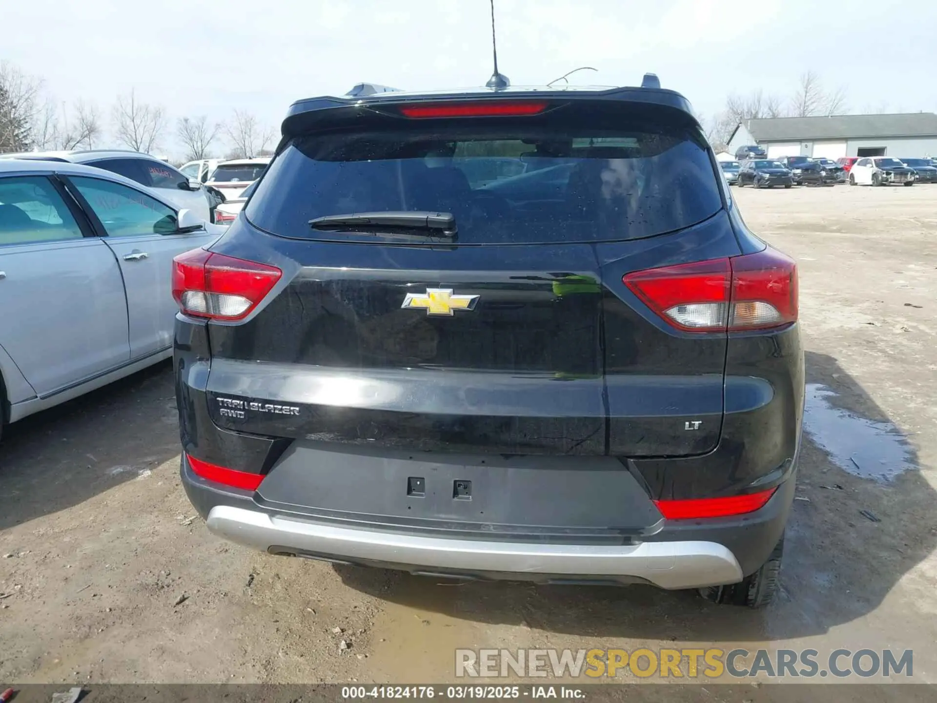 17 Photograph of a damaged car KL79MRSL9PB079395 CHEVROLET TRAILBLAZER 2023