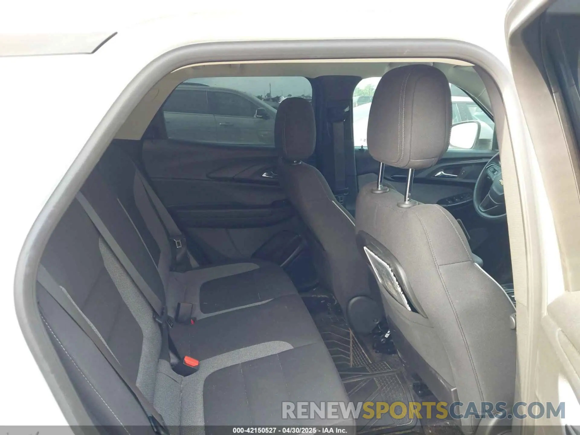 8 Photograph of a damaged car KL79MRSL9PB181148 CHEVROLET TRAILBLAZER 2023