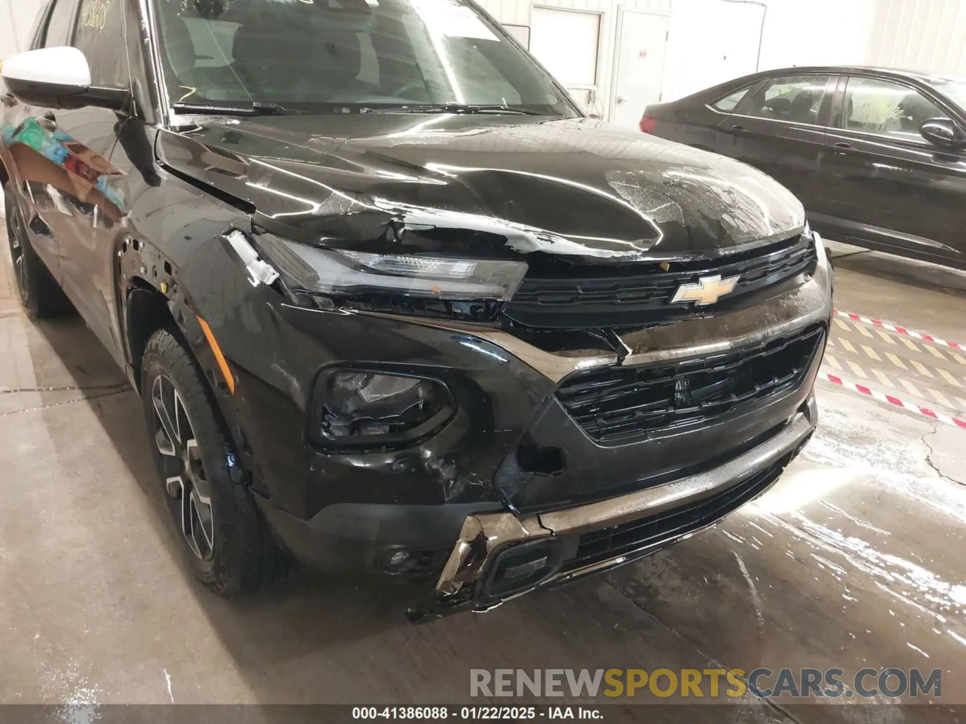 6 Photograph of a damaged car KL79MSSL1PB105561 CHEVROLET TRAILBLAZER 2023