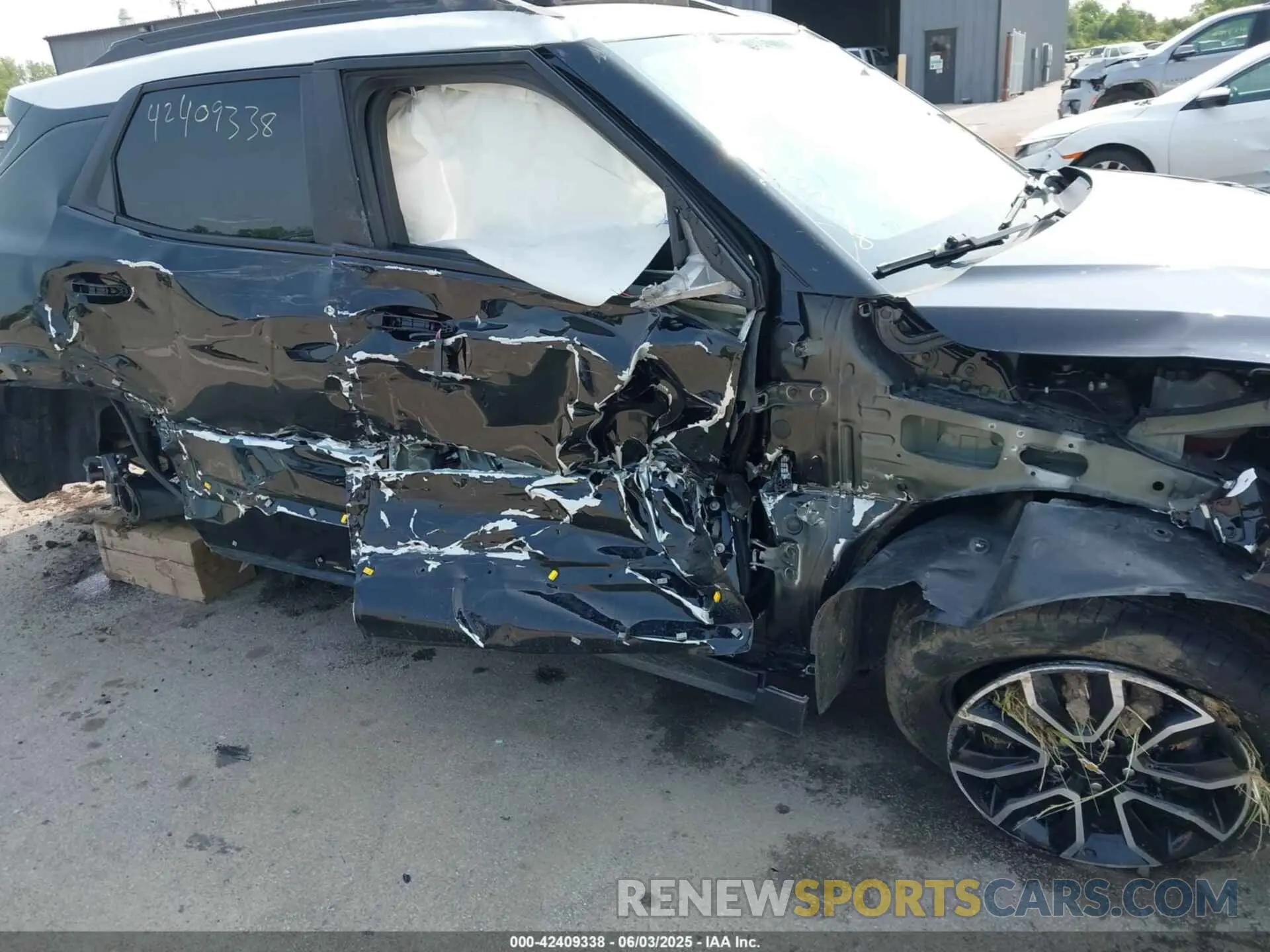 21 Photograph of a damaged car KL79MSSL8PB052177 CHEVROLET TRAILBLAZER 2023