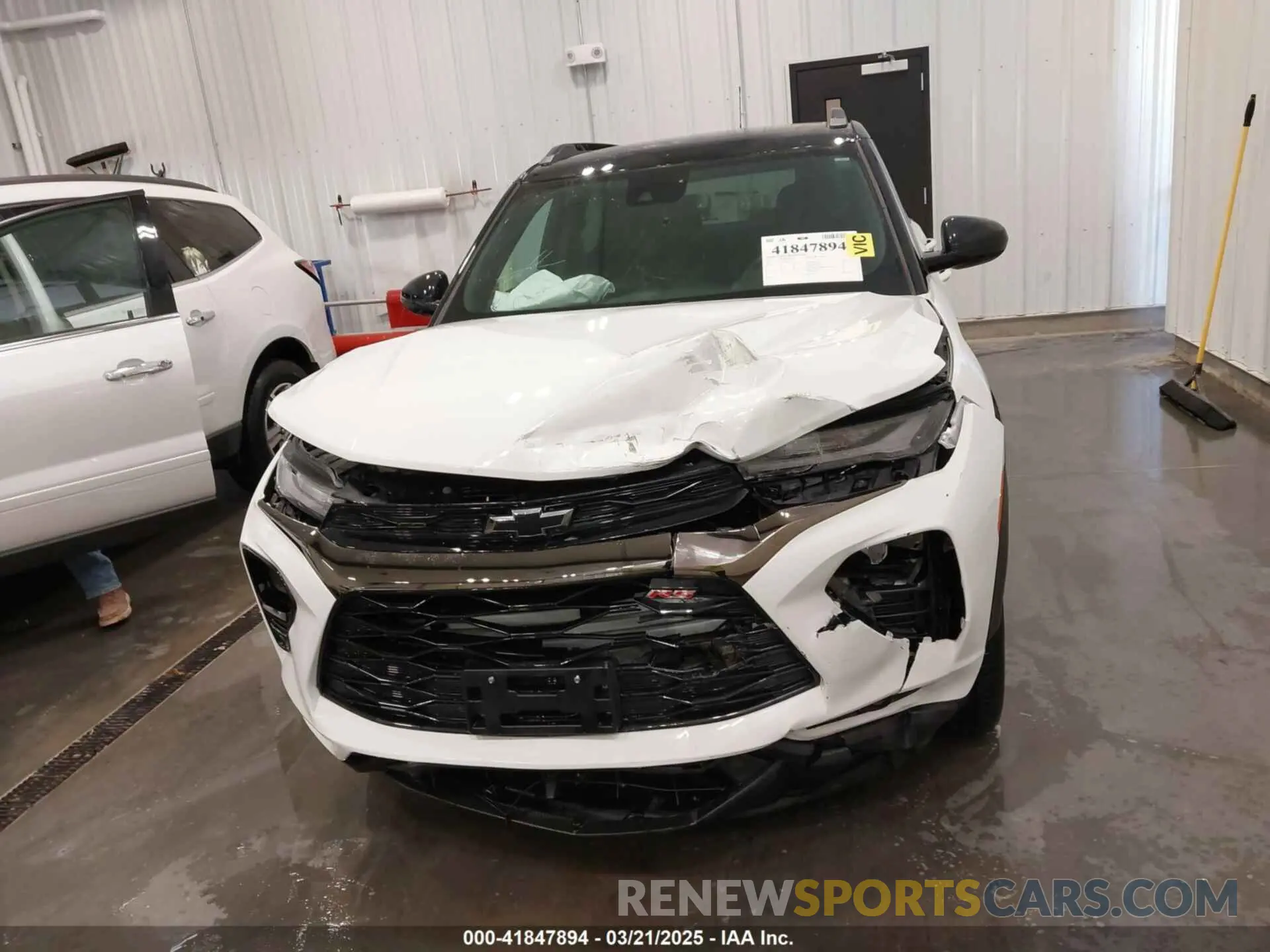 12 Photograph of a damaged car KL79MTSL1PB114699 CHEVROLET TRAILBLAZER 2023