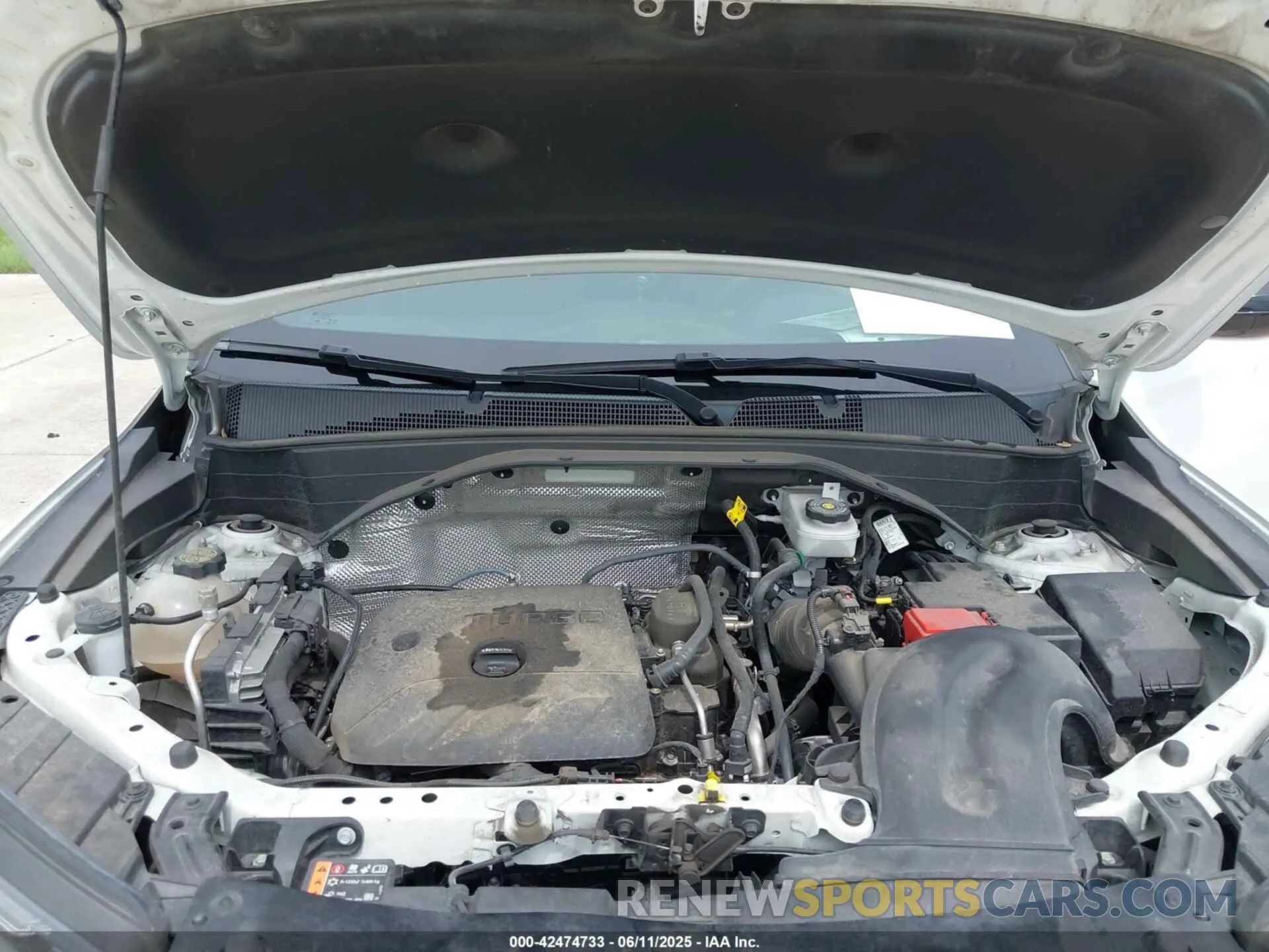 10 Photograph of a damaged car KL79MTSL3PB207451 CHEVROLET TRAILBLAZER 2023