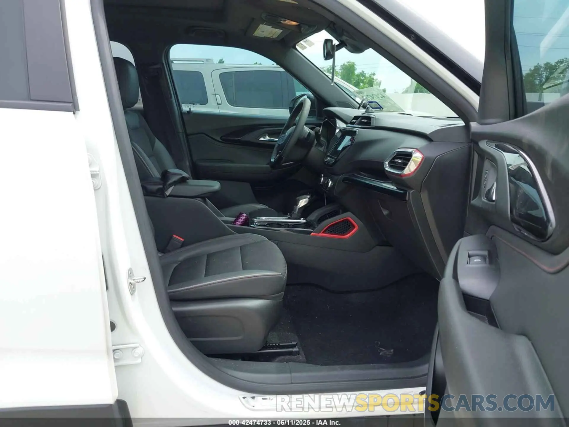 5 Photograph of a damaged car KL79MTSL3PB207451 CHEVROLET TRAILBLAZER 2023