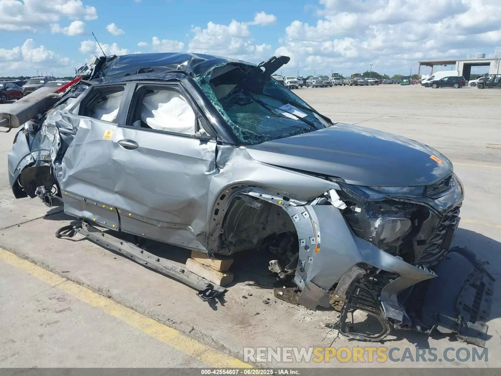 6 Photograph of a damaged car KL79MTSL3PB214206 CHEVROLET TRAILBLAZER 2023