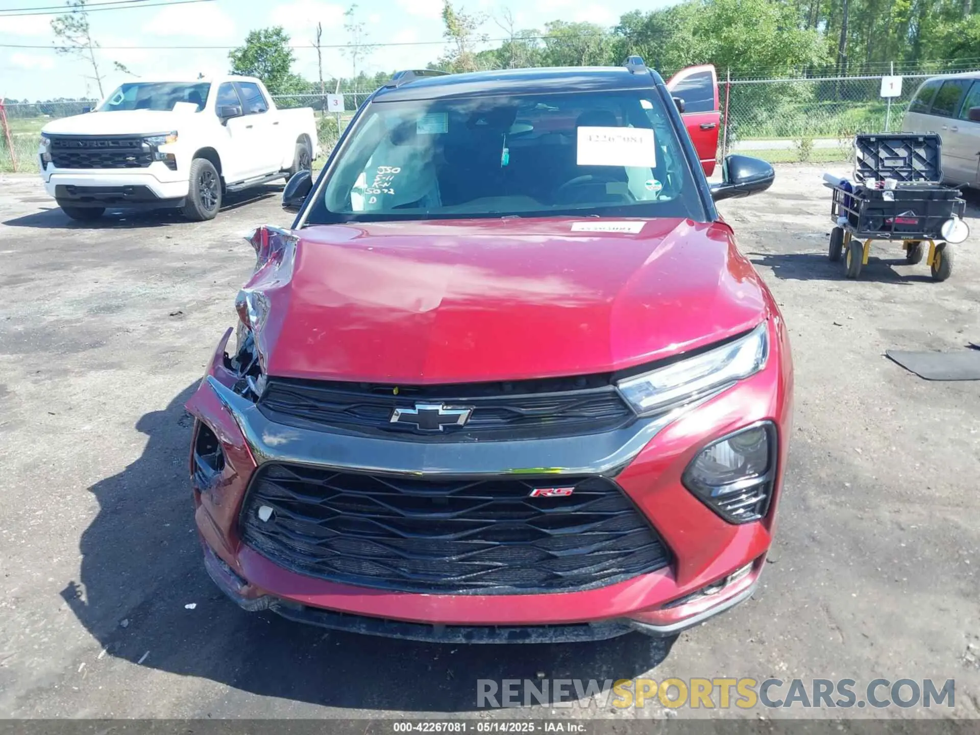 11 Photograph of a damaged car KL79MTSL4PB005072 CHEVROLET TRAILBLAZER 2023