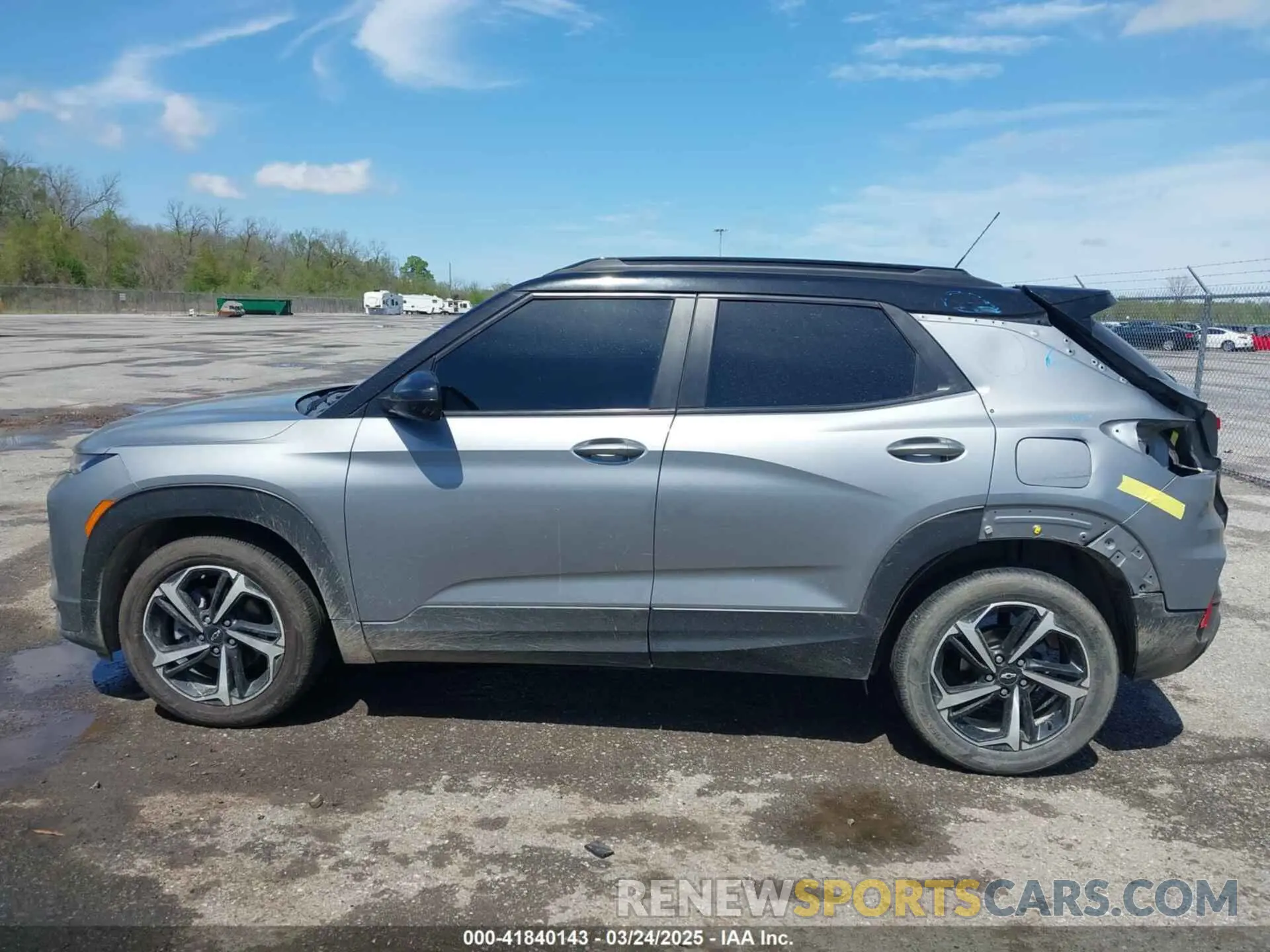 14 Photograph of a damaged car KL79MTSL4PB059388 CHEVROLET TRAILBLAZER 2023