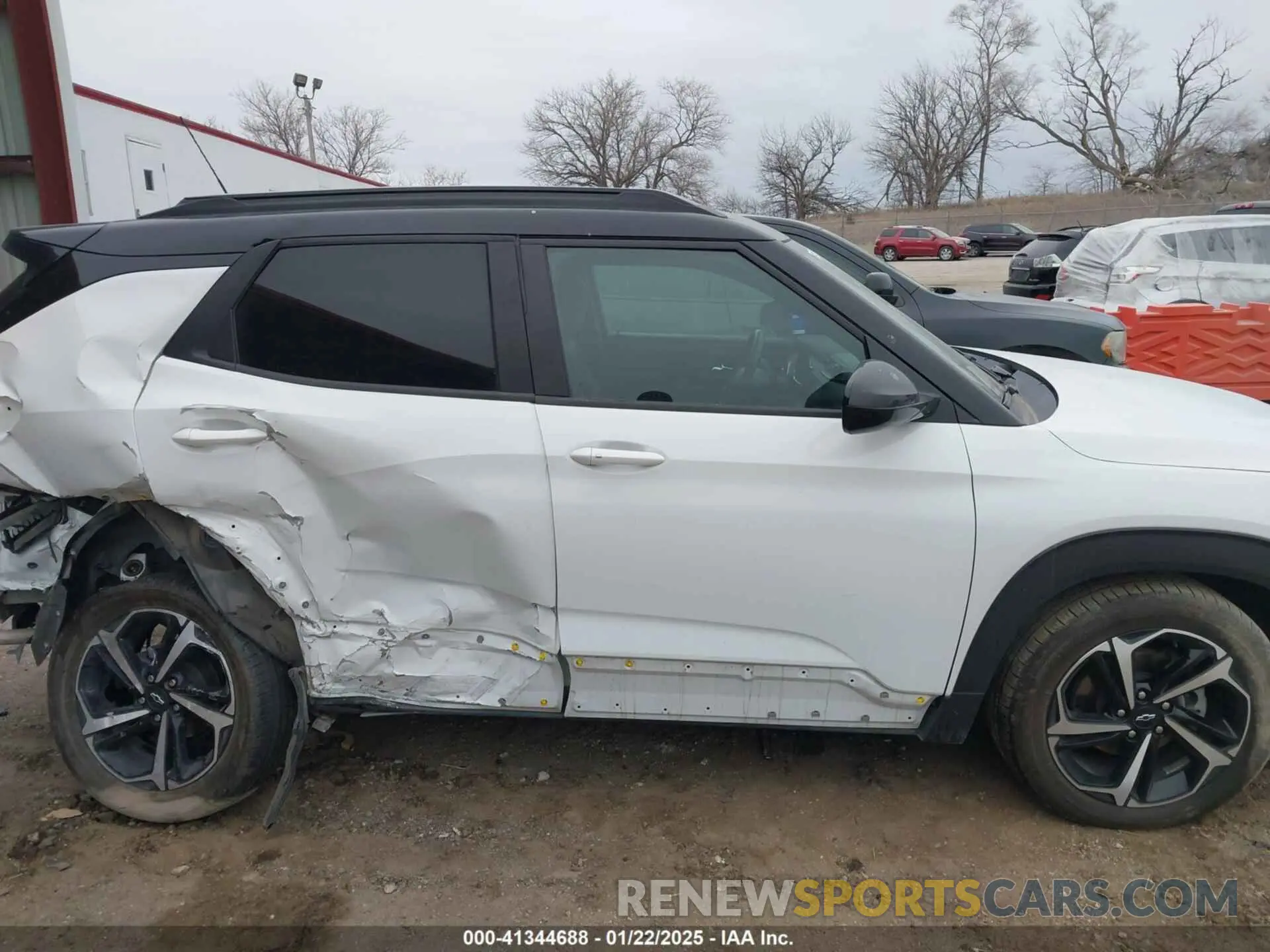 13 Photograph of a damaged car KL79MTSL5PB175411 CHEVROLET TRAILBLAZER 2023