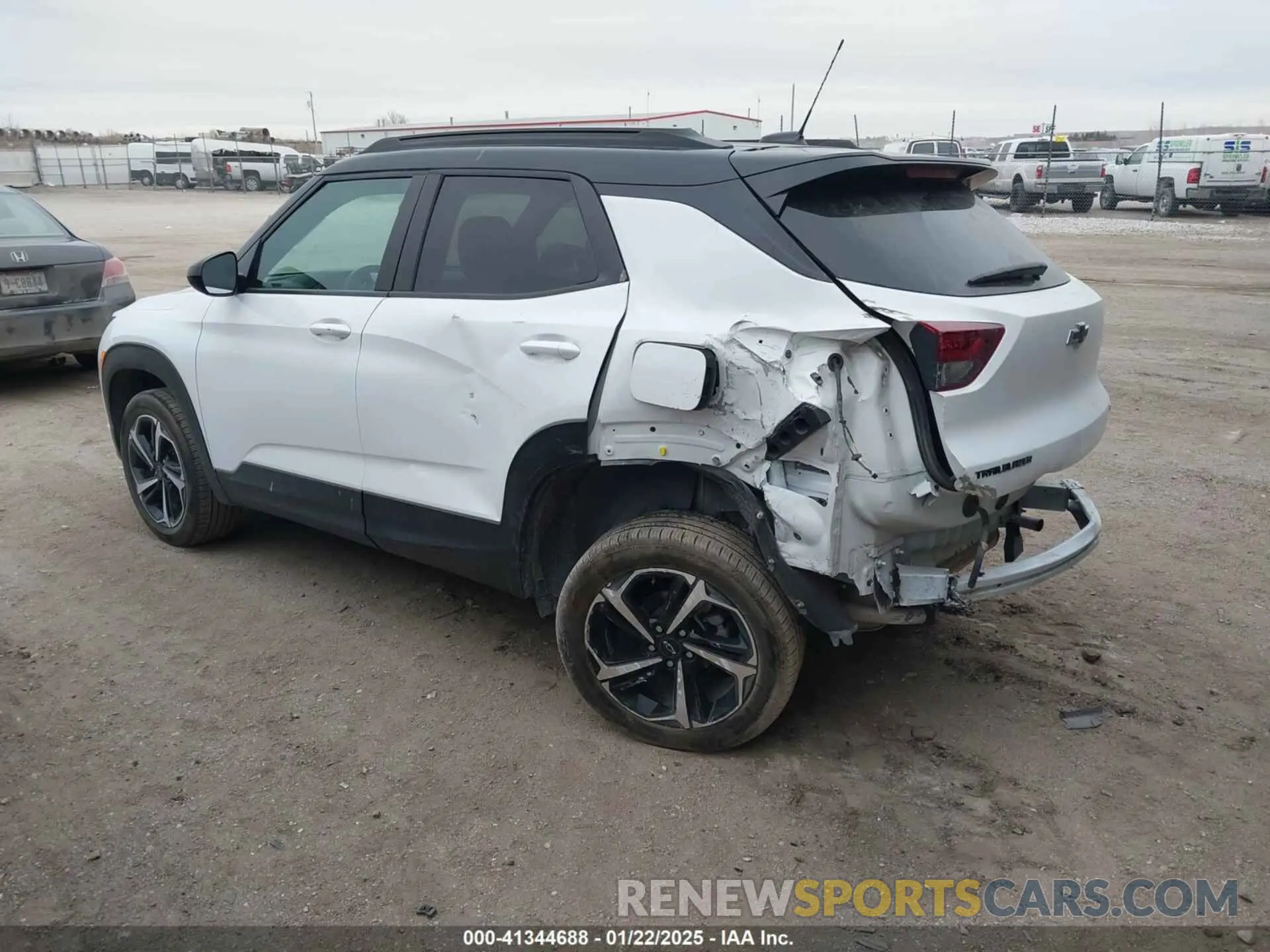 3 Photograph of a damaged car KL79MTSL5PB175411 CHEVROLET TRAILBLAZER 2023
